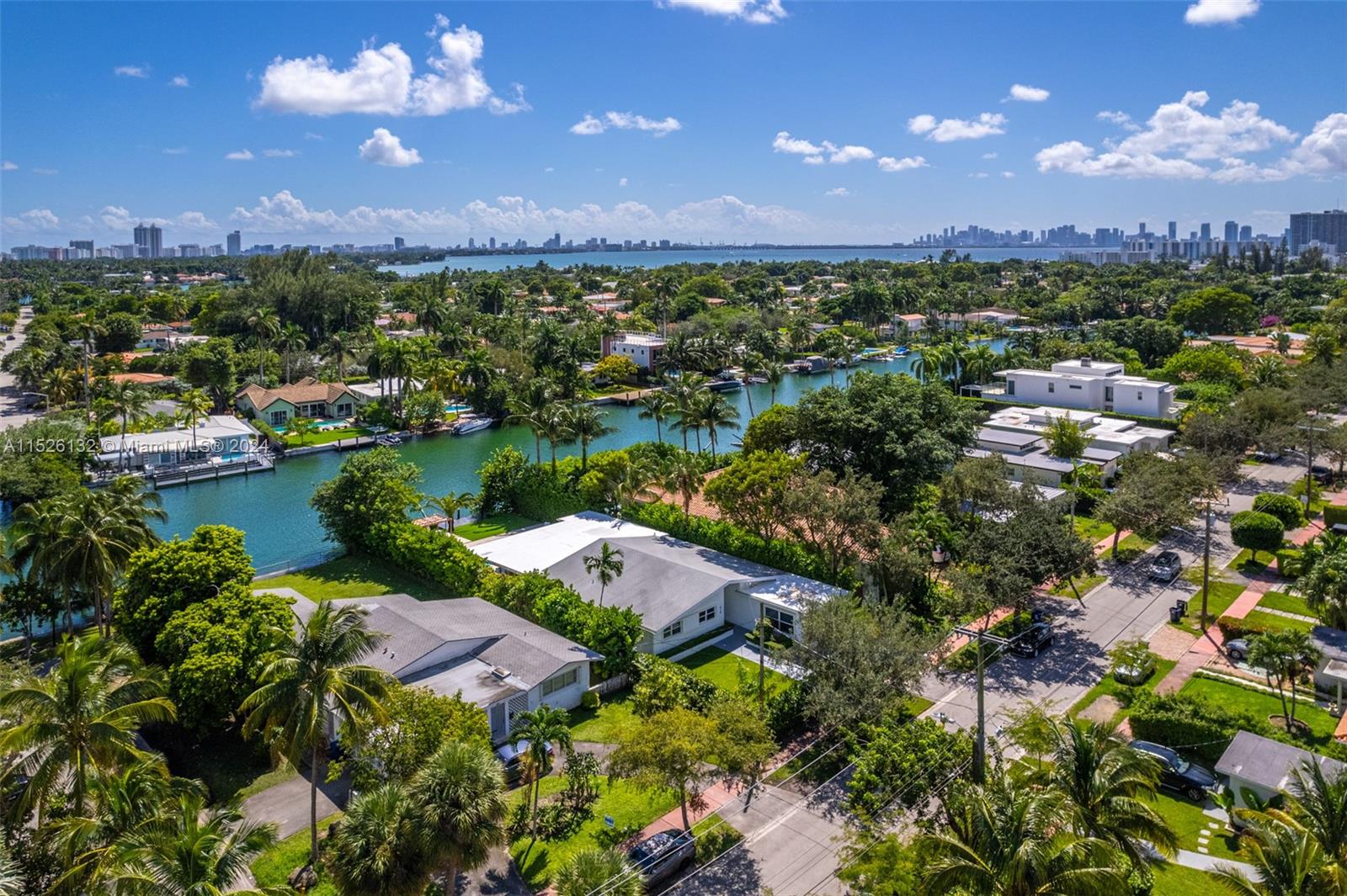 410 S Shore Dr