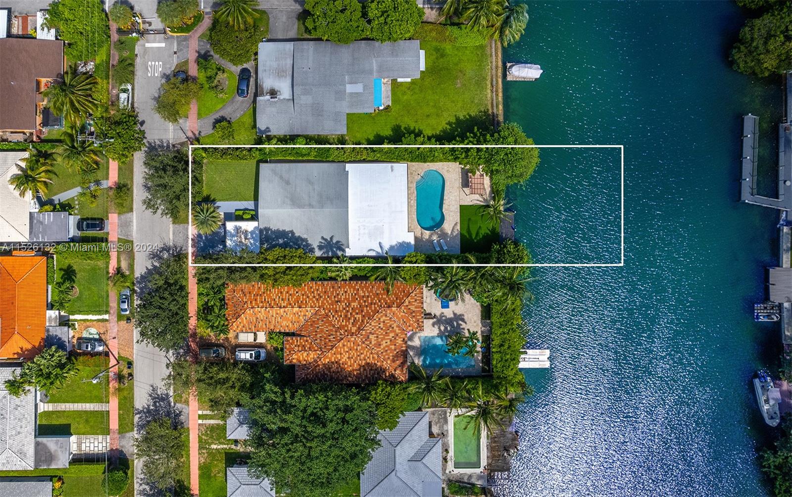 410 S Shore Dr