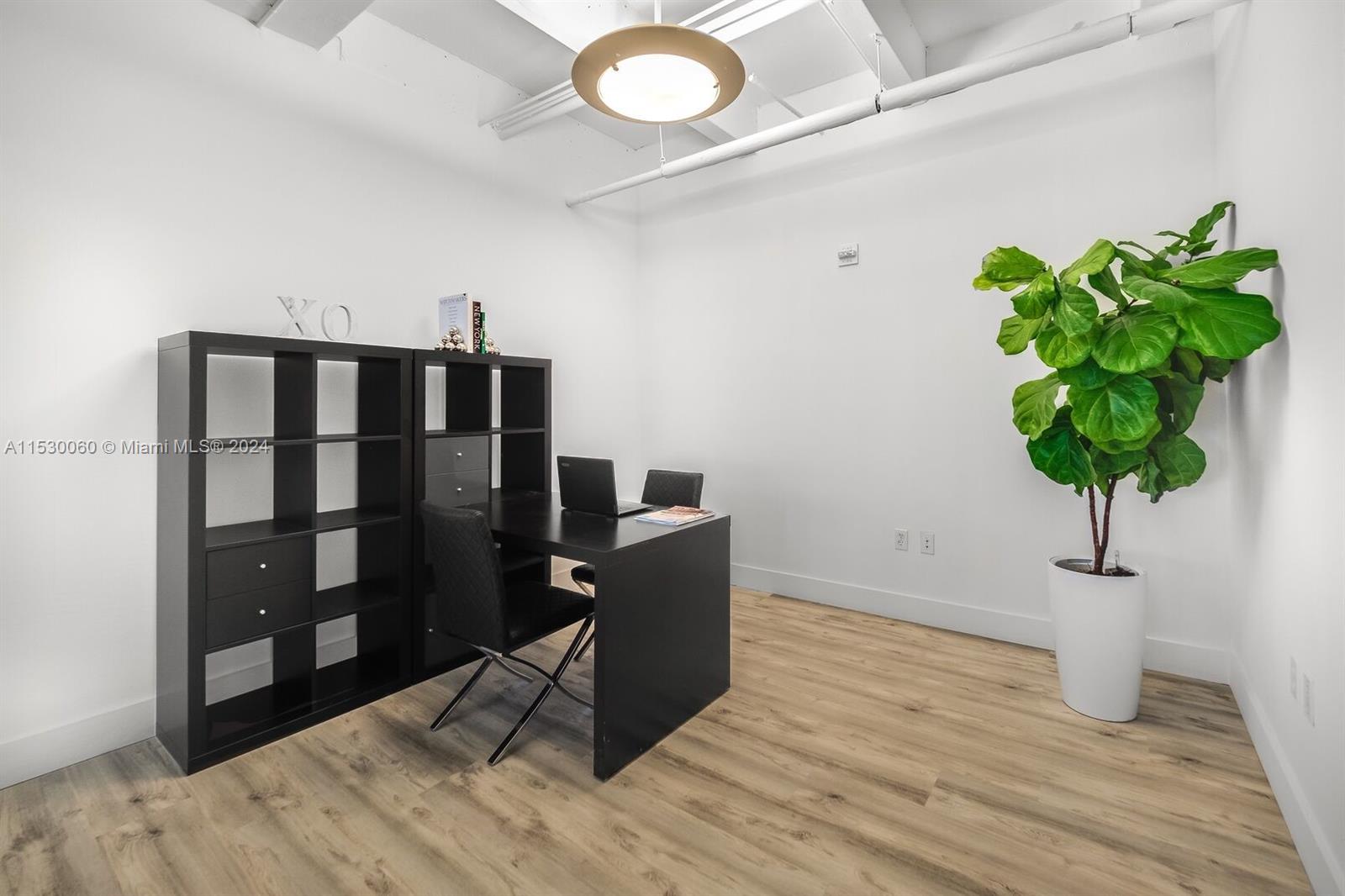 1680 Michigan Avenue Unit: PH5