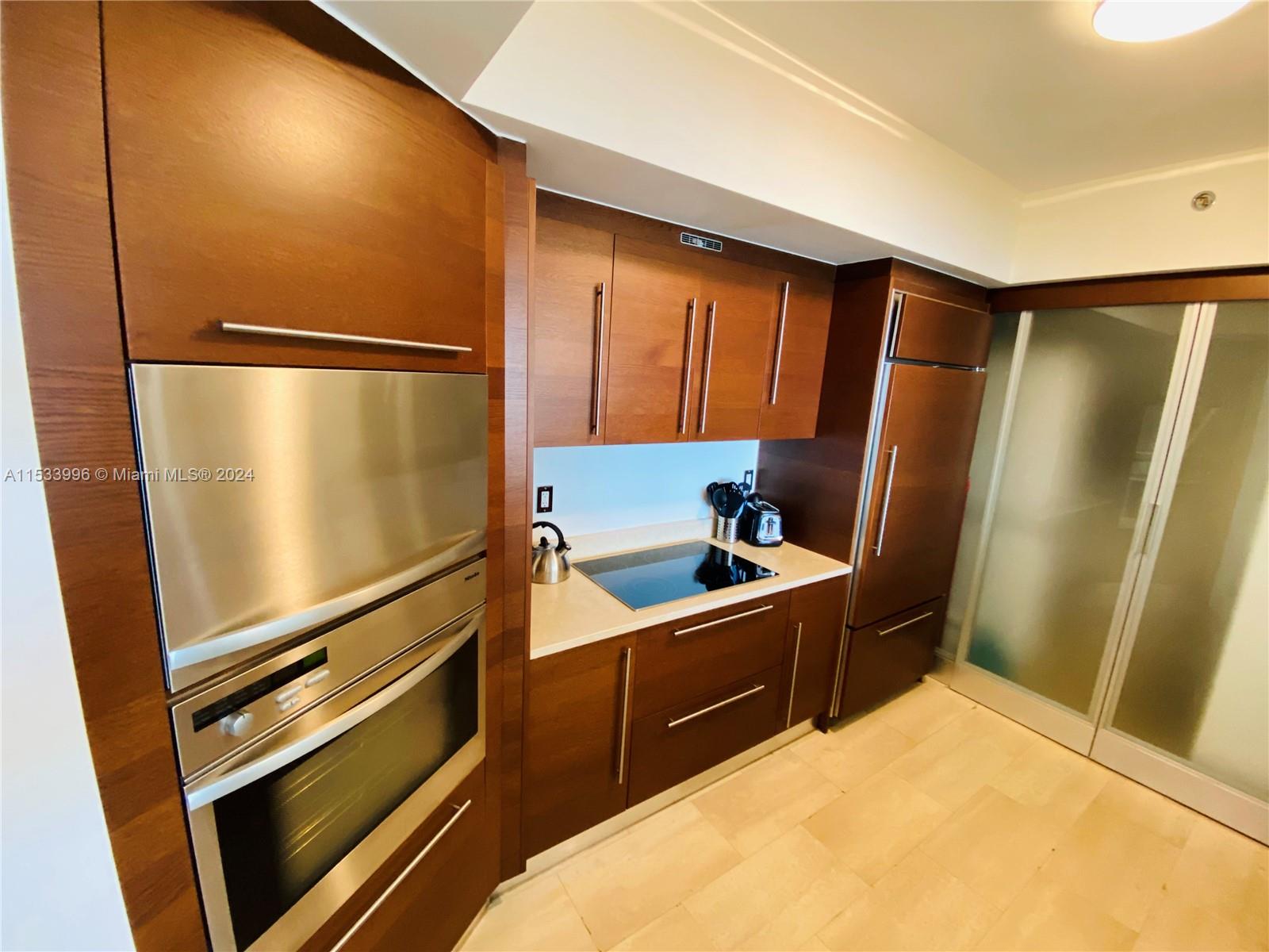450 Alton Rd # 1406