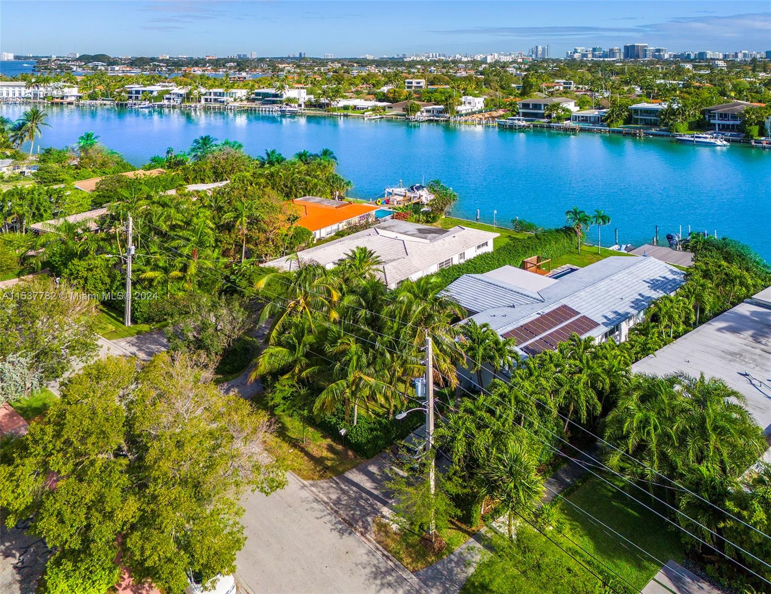 235 N Shore Dr