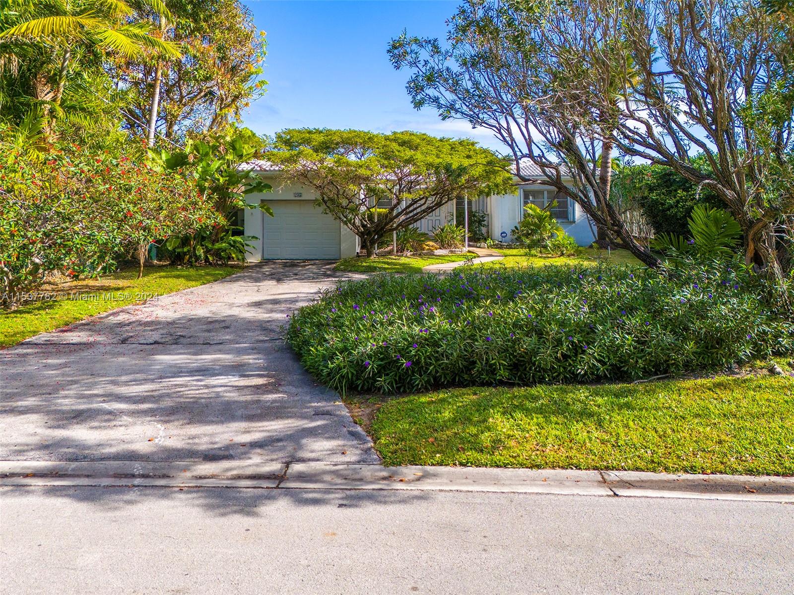 235 N Shore Dr