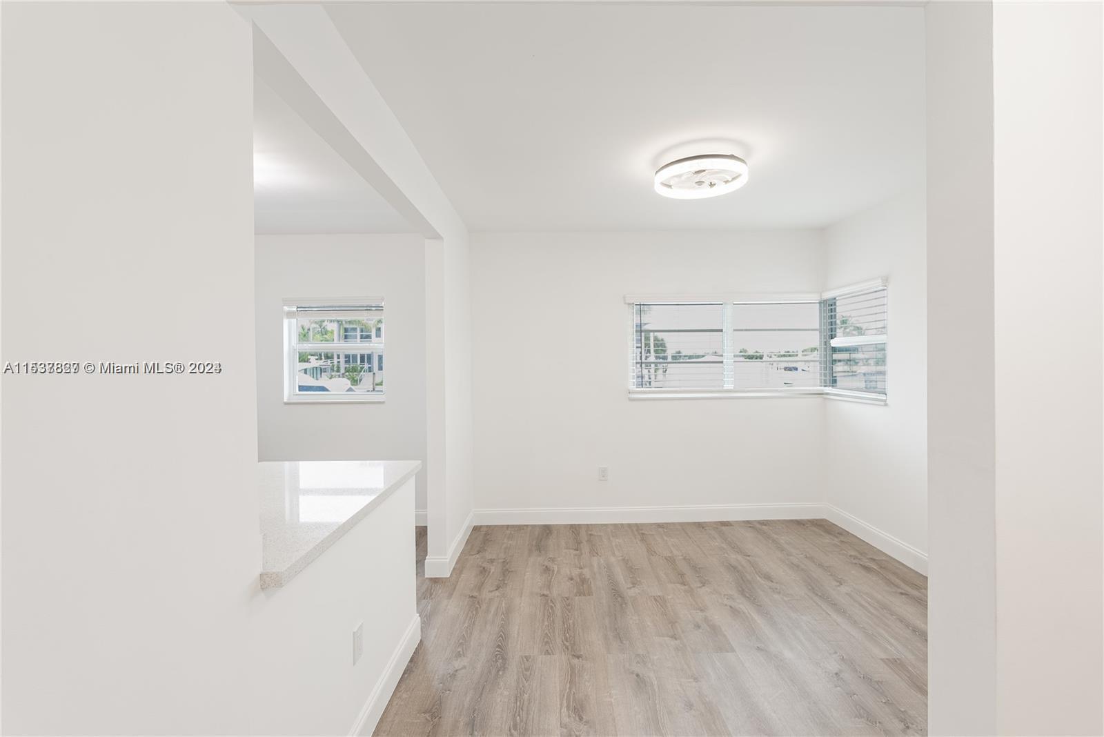 7207 Bay Dr # 22