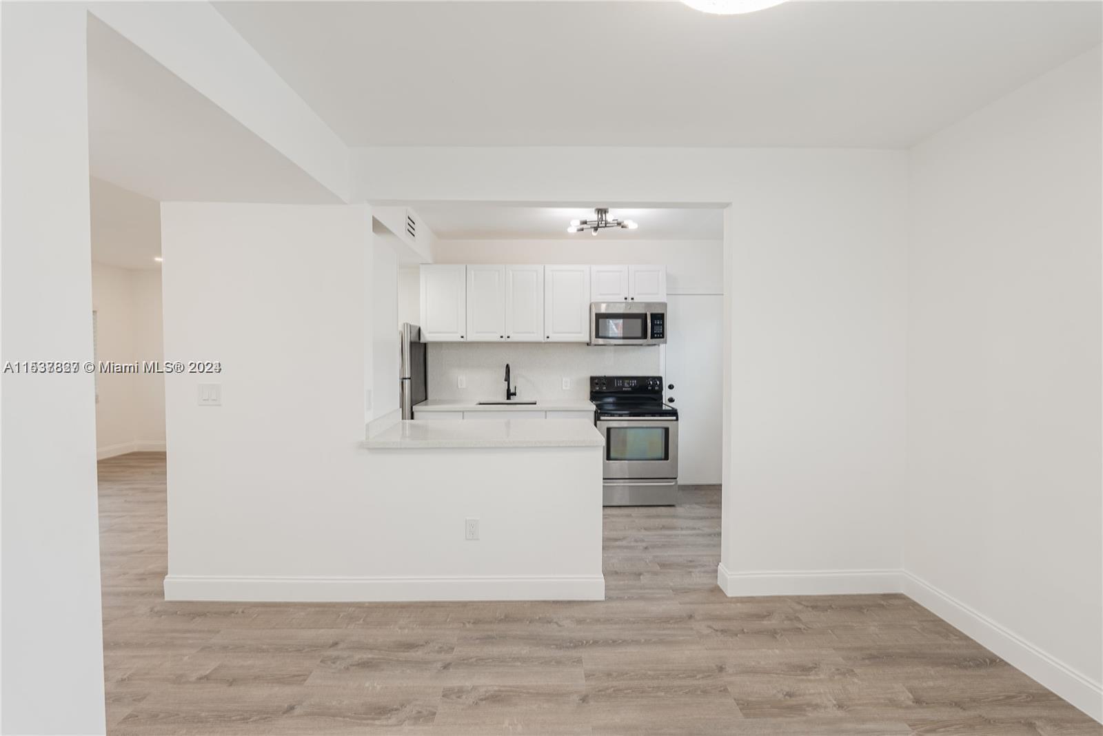 7207 Bay Dr # 22