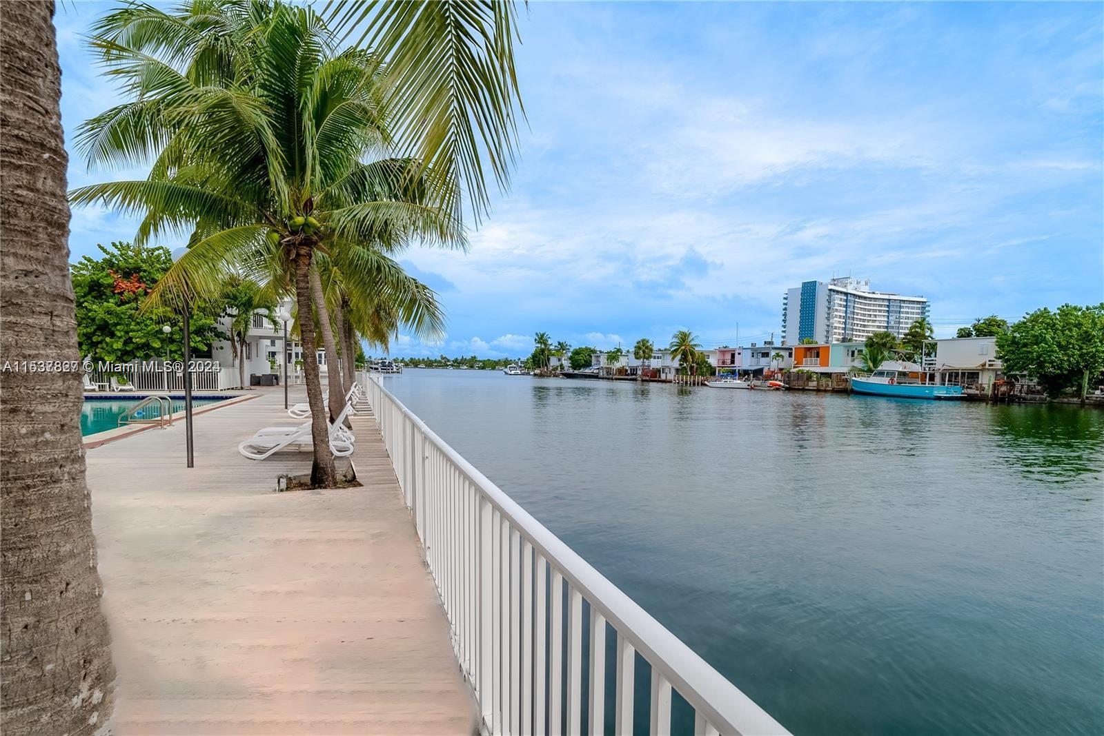 7207 Bay Dr # 22