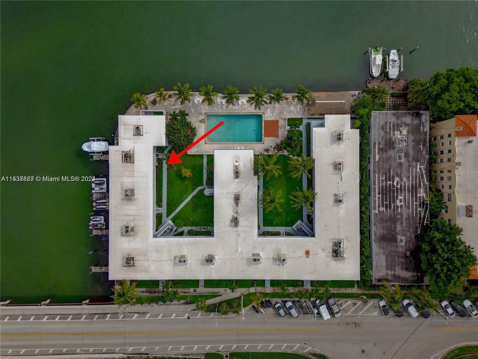 7207 Bay Dr # 22
