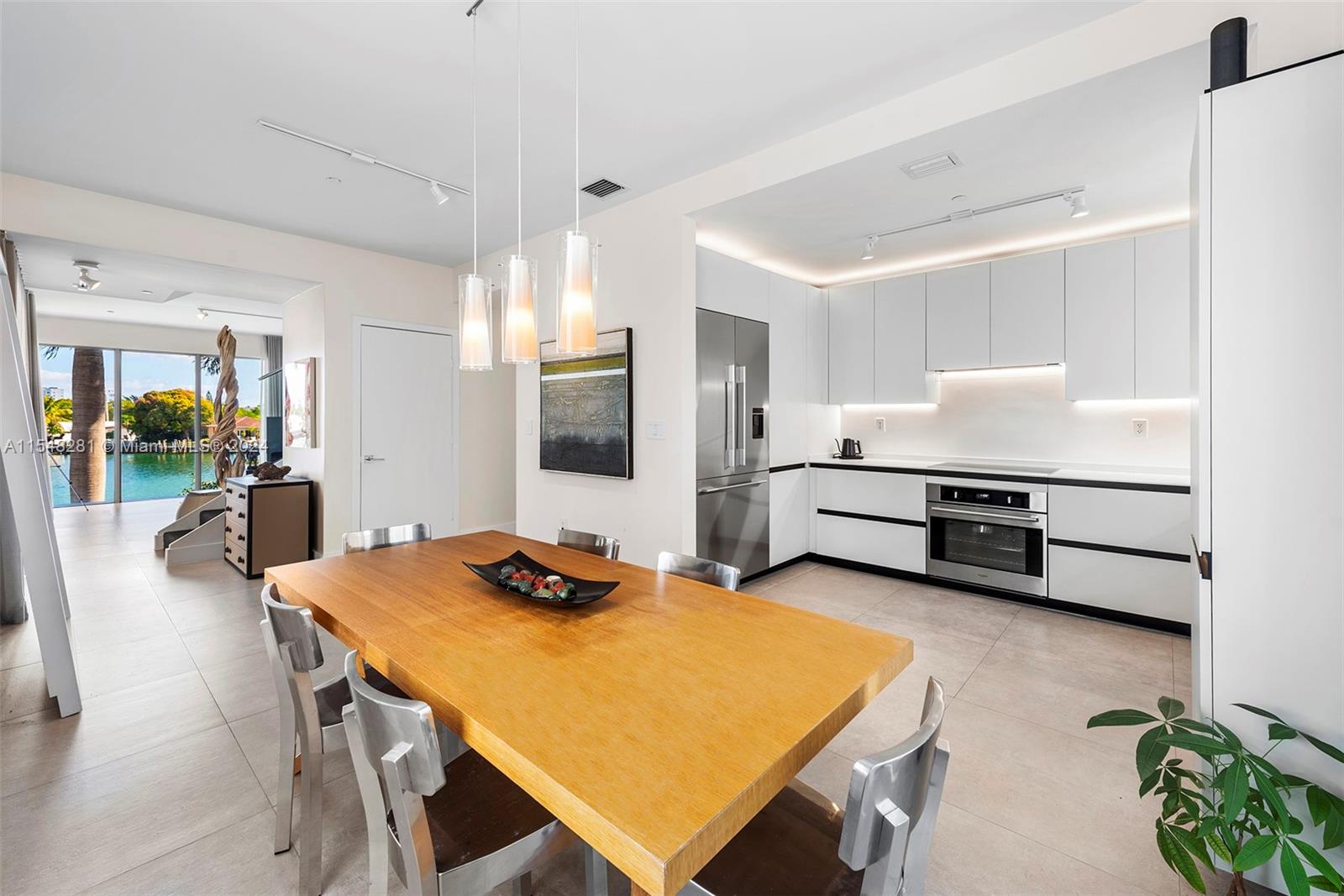 171 N Shore Dr # 5 Unit: 171-5