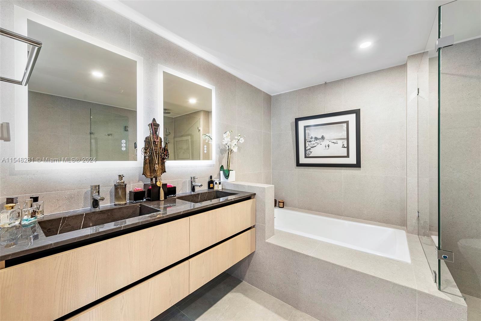 171 N Shore Dr # 5 Unit: 171-5
