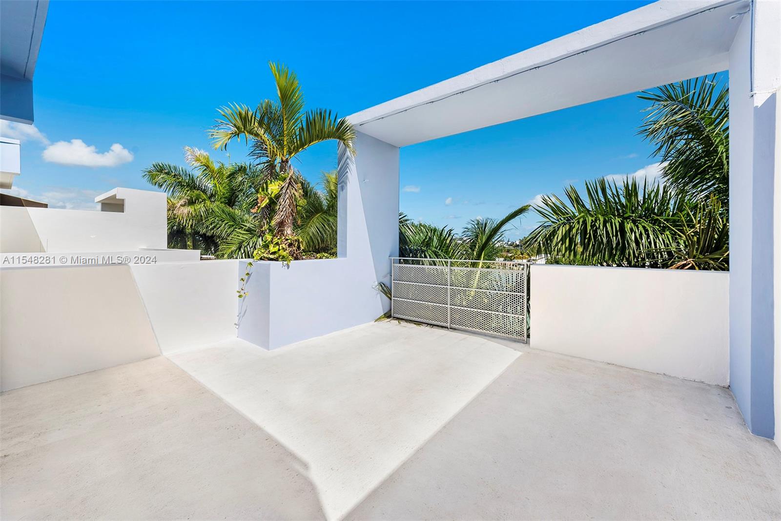 171 N Shore Dr # 5 Unit: 171-5
