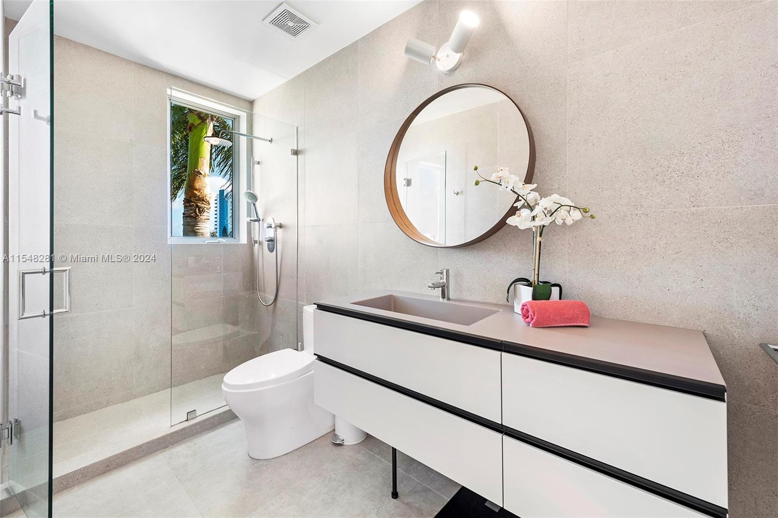 171 N Shore Dr # 5 Unit: 171-5