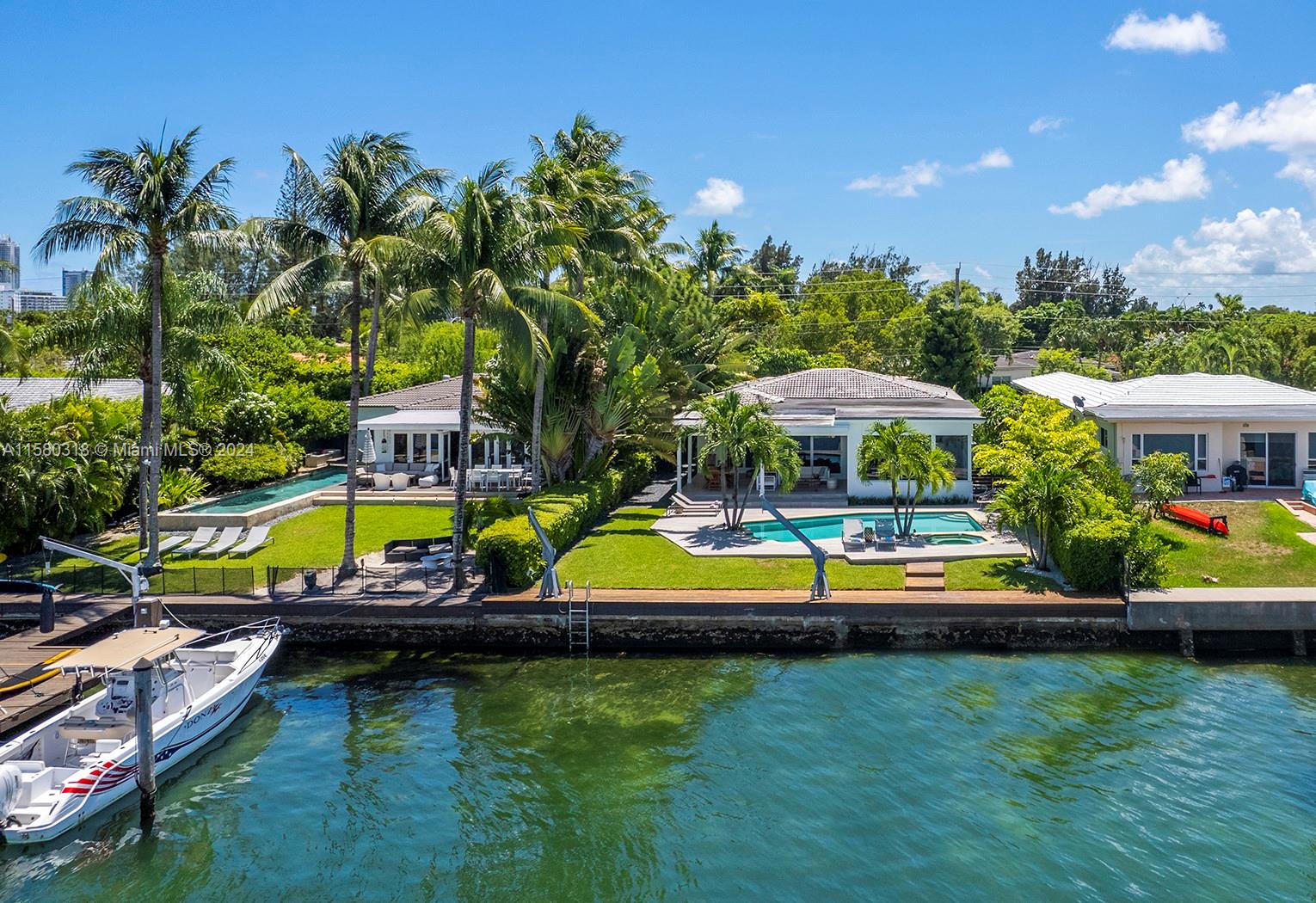 365 N Shore Dr