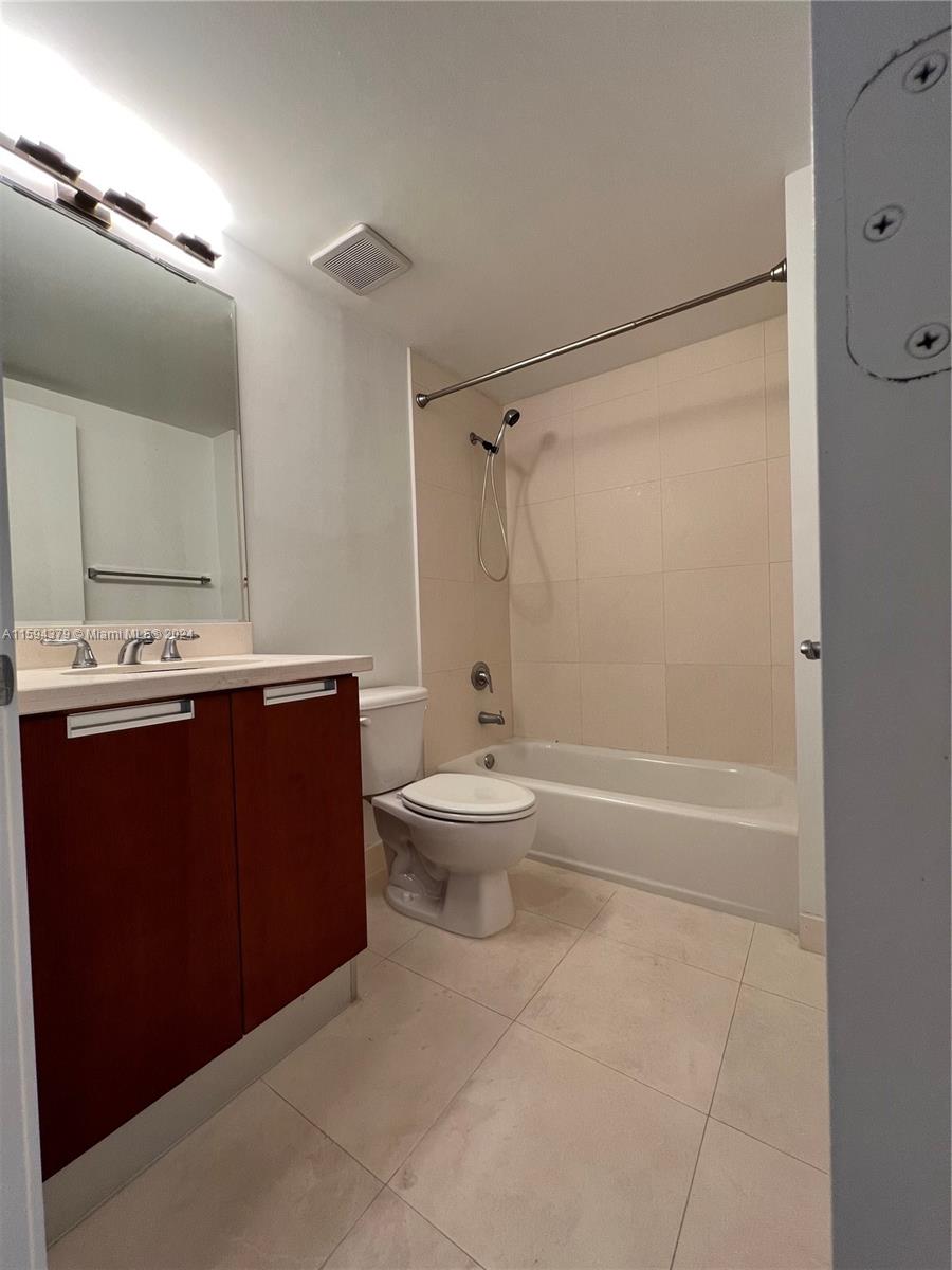171 N Shore Dr # 2 Unit: 171-2
