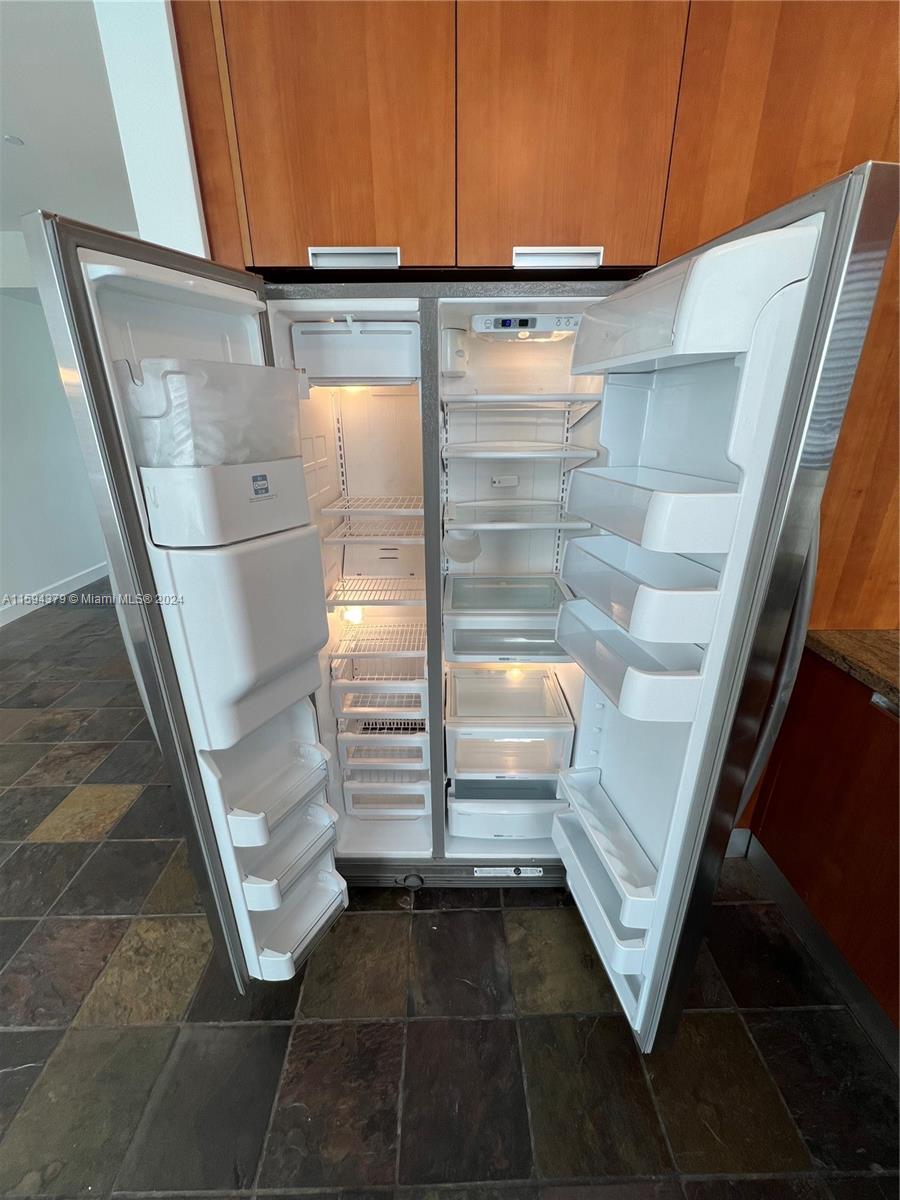 171 N Shore Dr # 2 Unit: 171-2