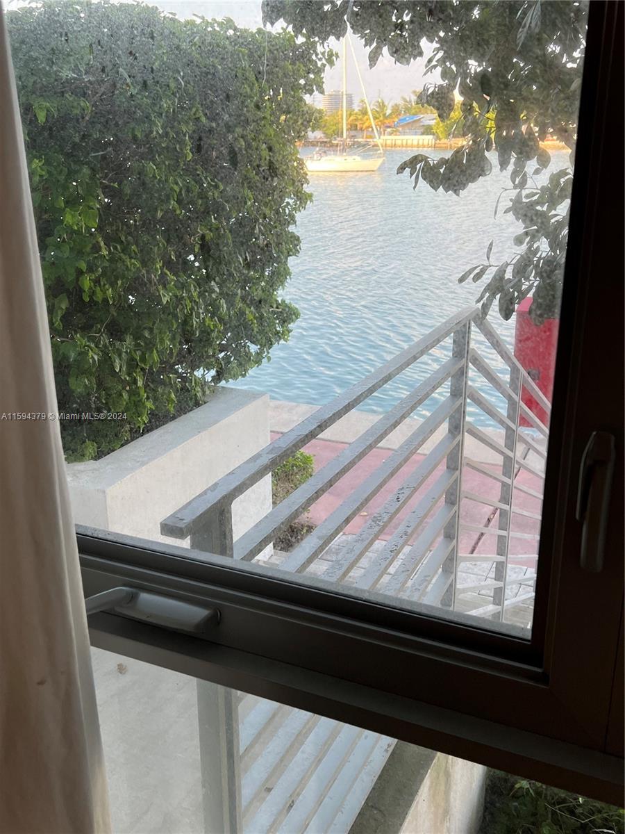 171 N Shore Dr # 2 Unit: 171-2