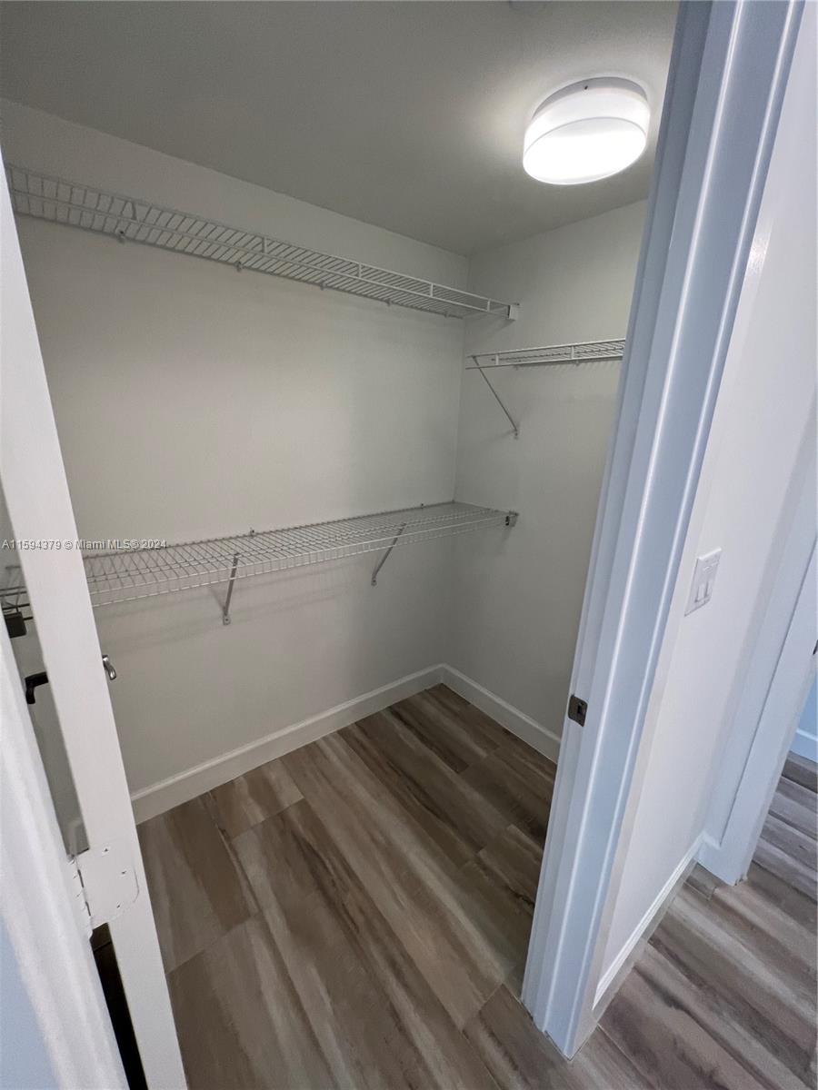 171 N Shore Dr # 2 Unit: 171-2