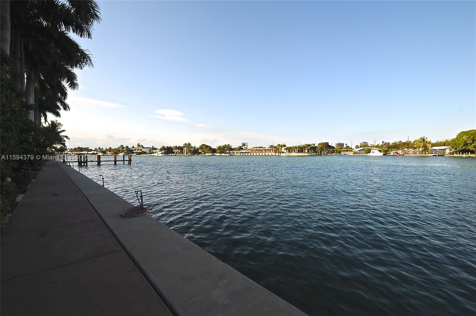 171 N Shore Dr # 2 Unit: 171-2