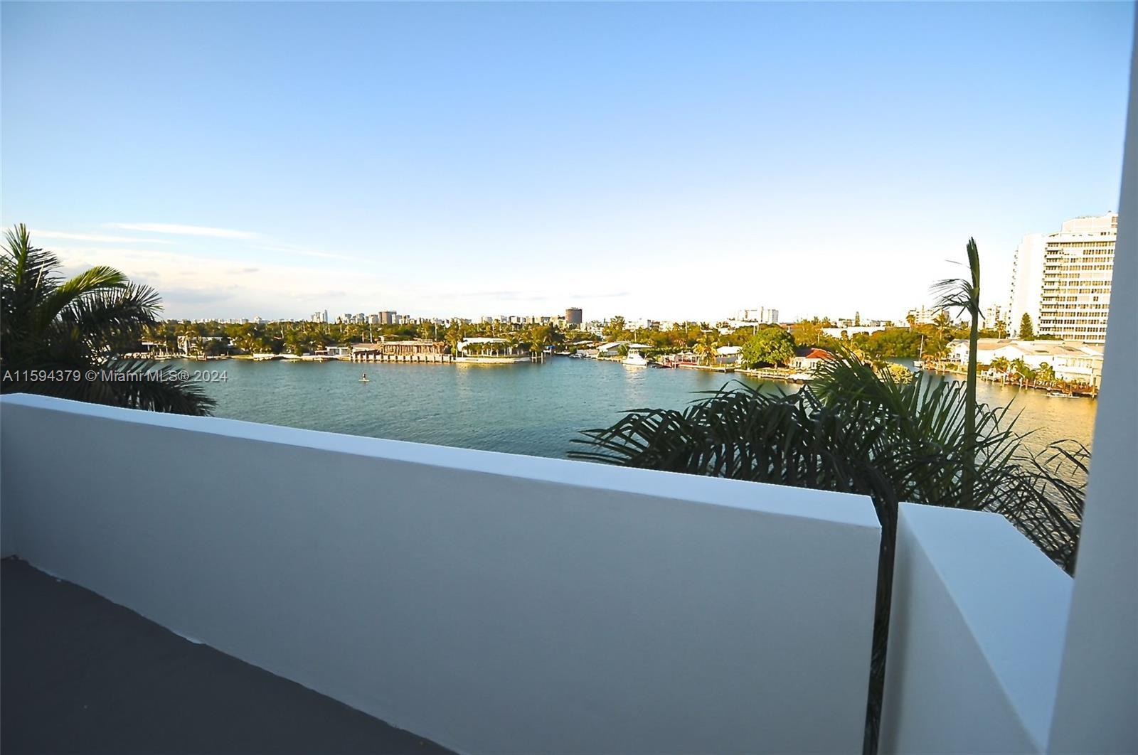 171 N Shore Dr # 2 Unit: 171-2
