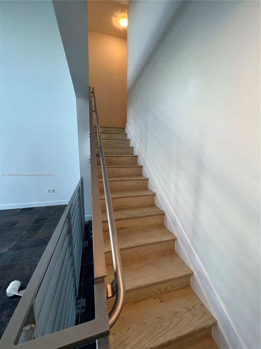 171 N Shore Dr # 2 Unit: 171-2