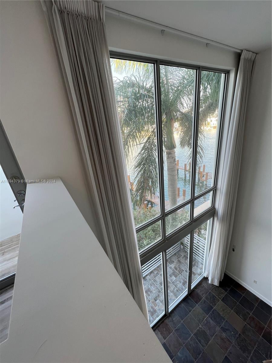 171 N Shore Dr # 2 Unit: 171-2