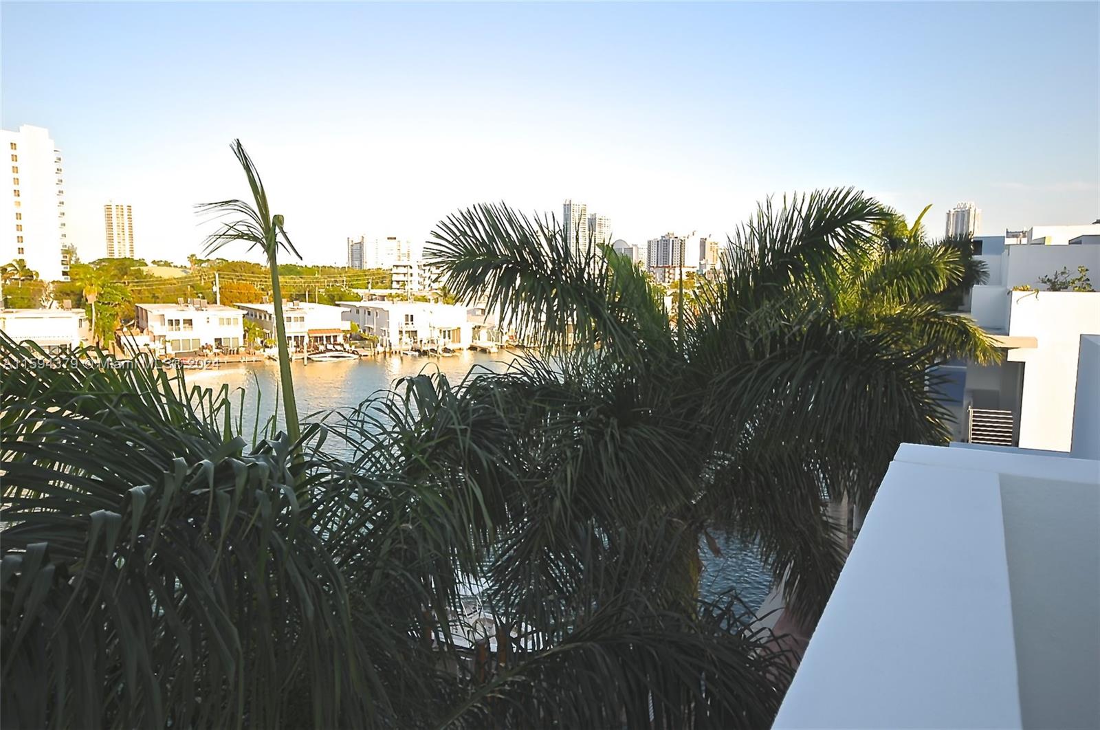 171 N Shore Dr # 2 Unit: 171-2