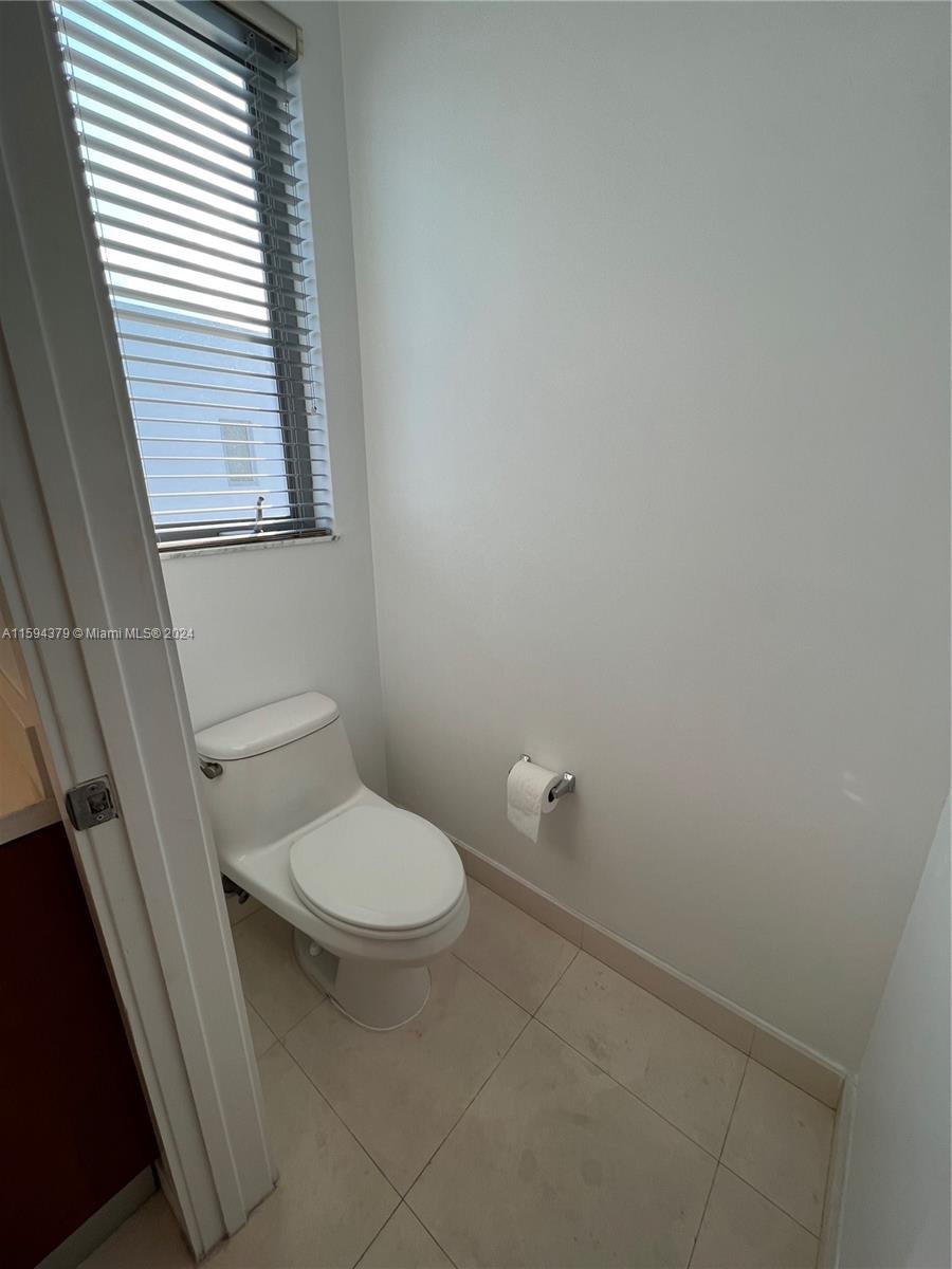 171 N Shore Dr # 2 Unit: 171-2