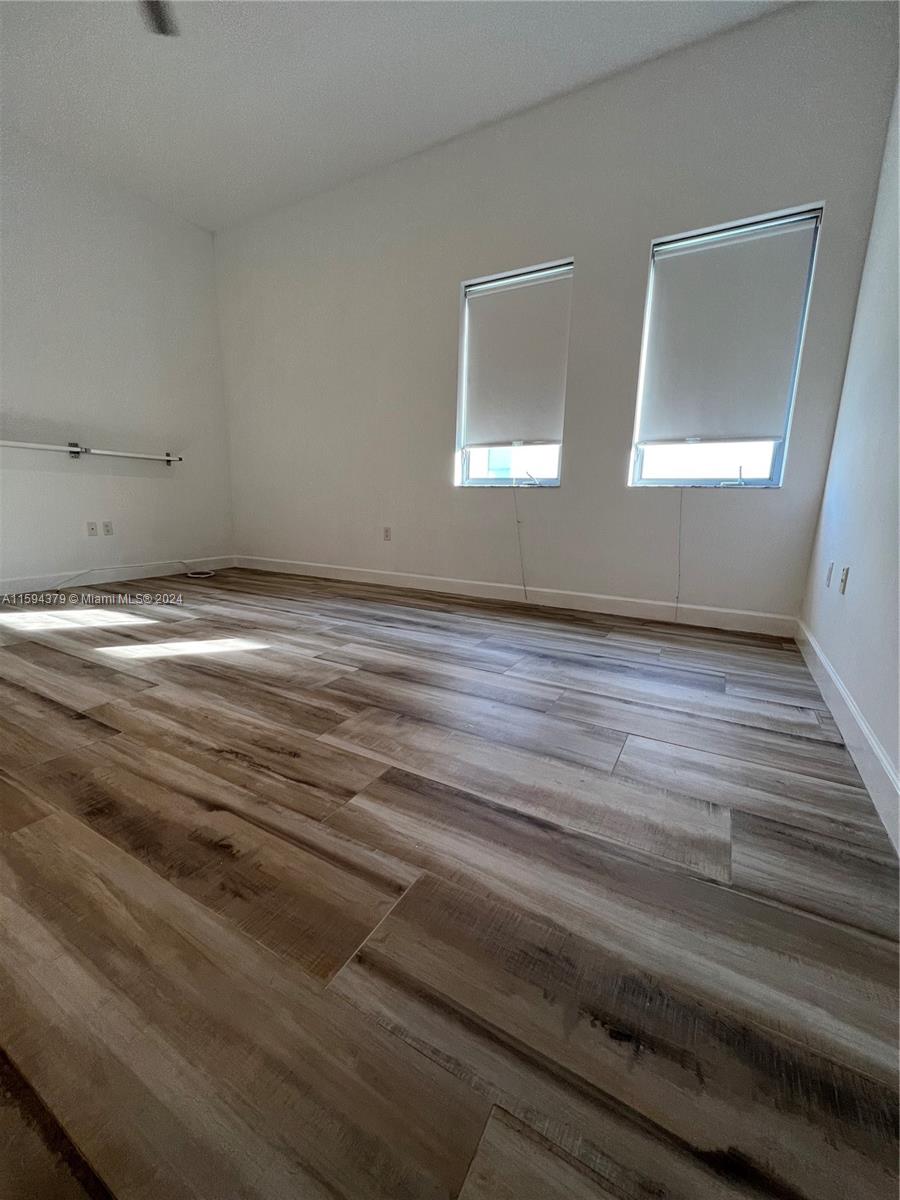 171 N Shore Dr # 2 Unit: 171-2