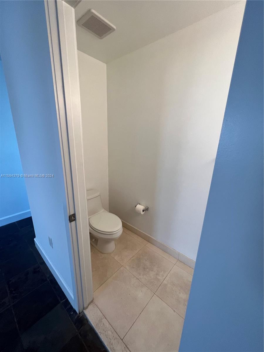 171 N Shore Dr # 2 Unit: 171-2