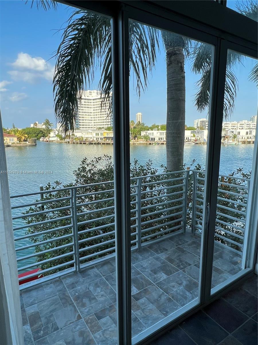 171 N Shore Dr # 2 Unit: 171-2