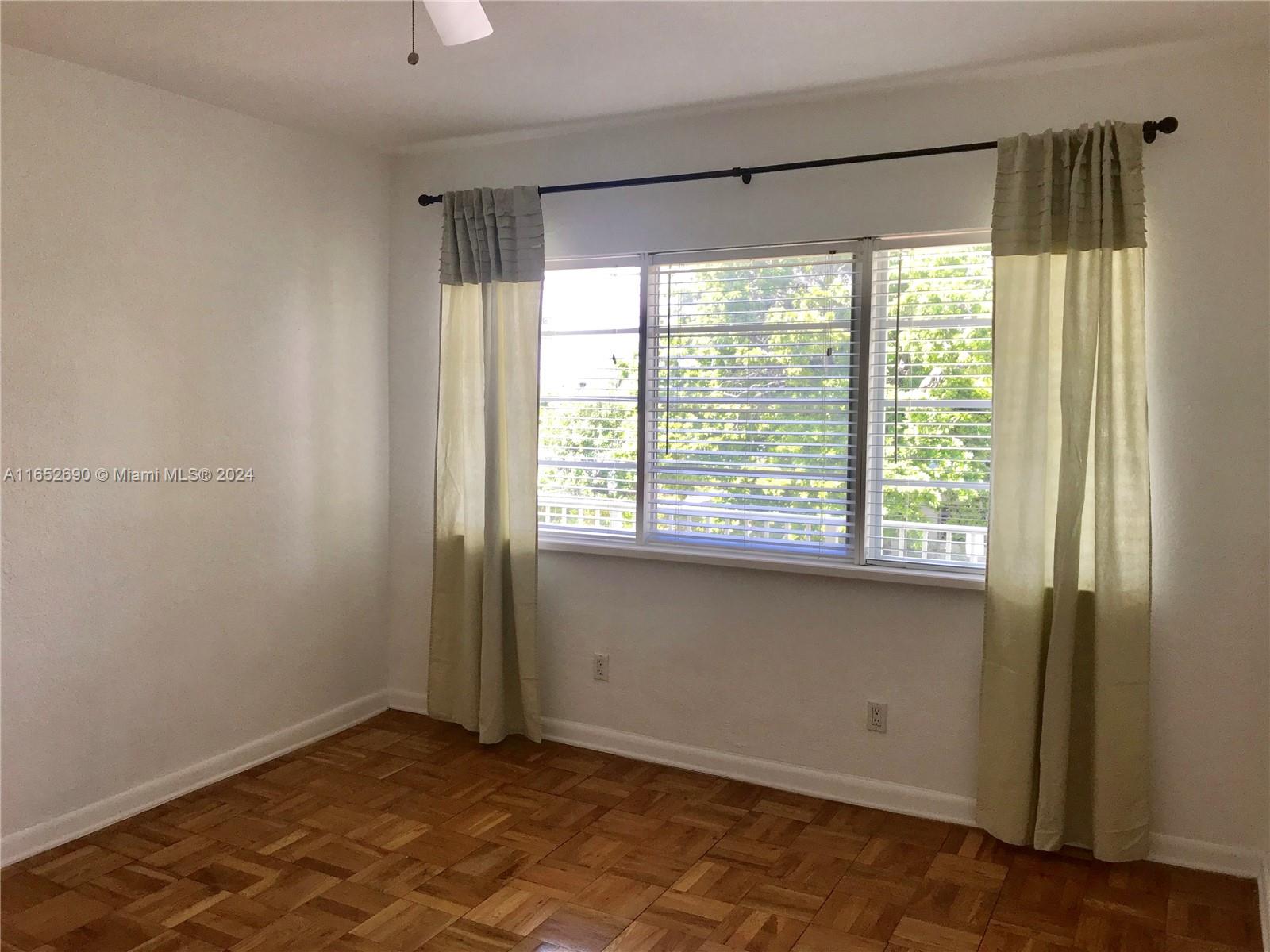 350 S Shore Dr # 19