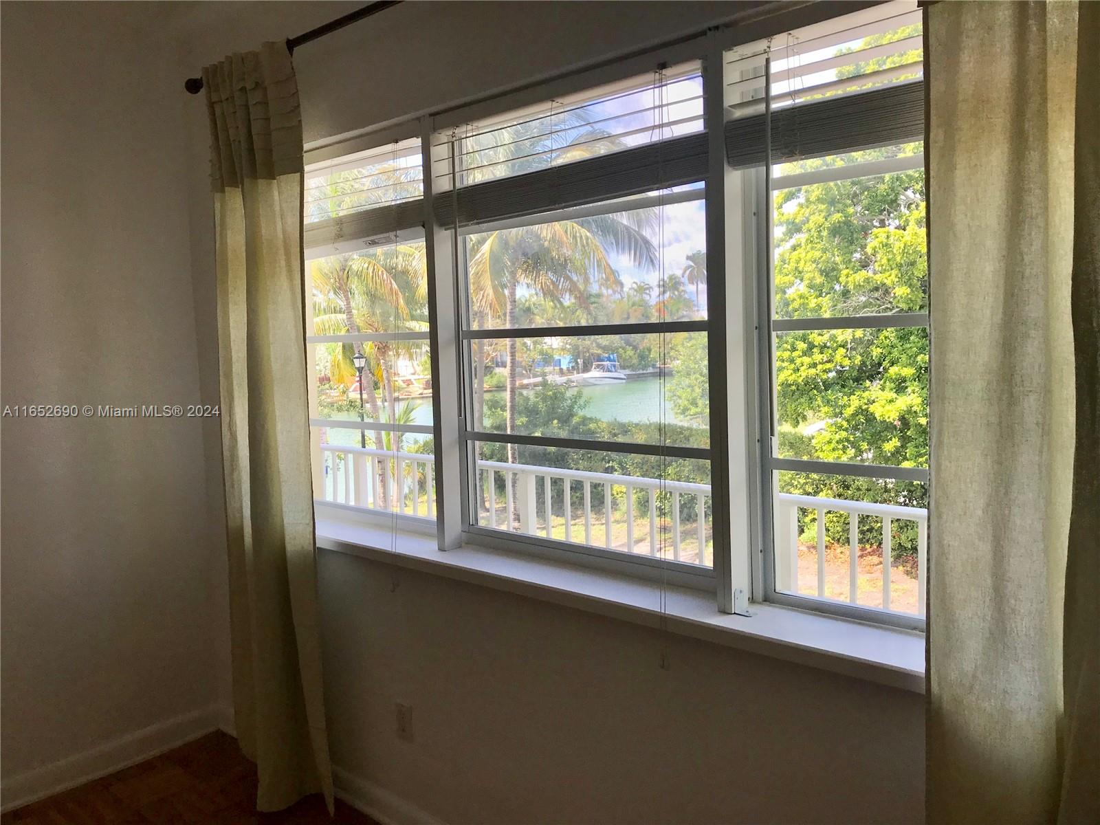 350 S Shore Dr # 19