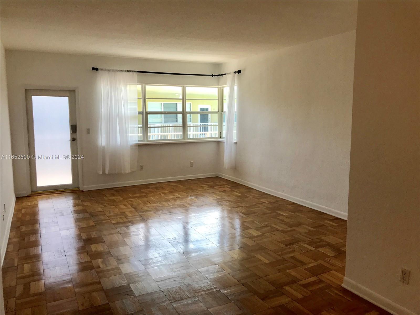 350 S Shore Dr # 19