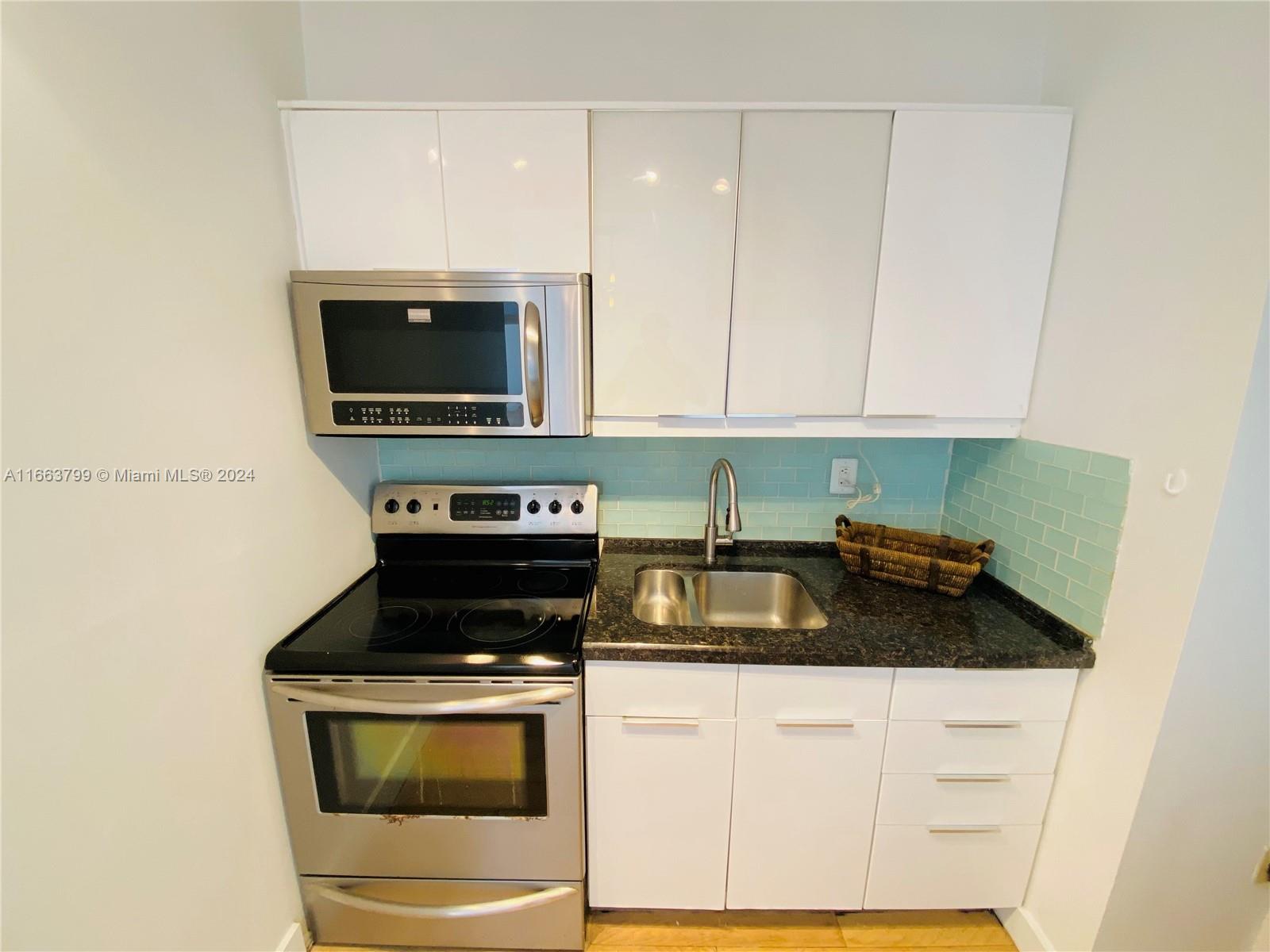 6881 Bay Dr # 11