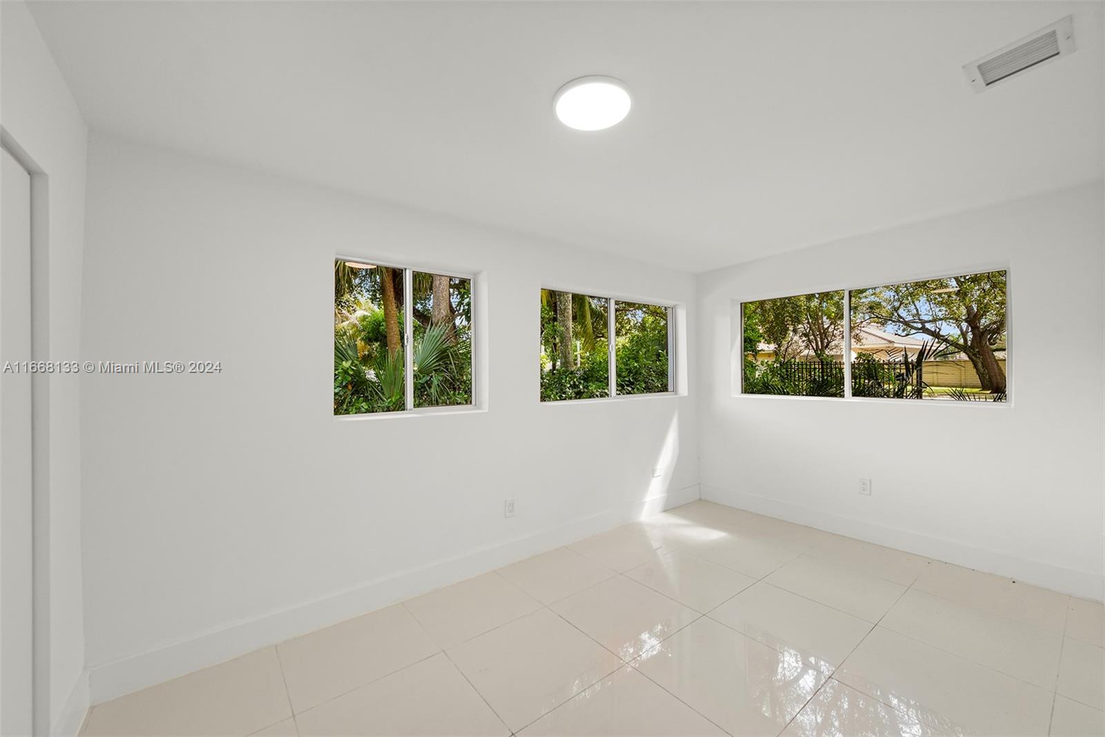 15104 N Miami Ave