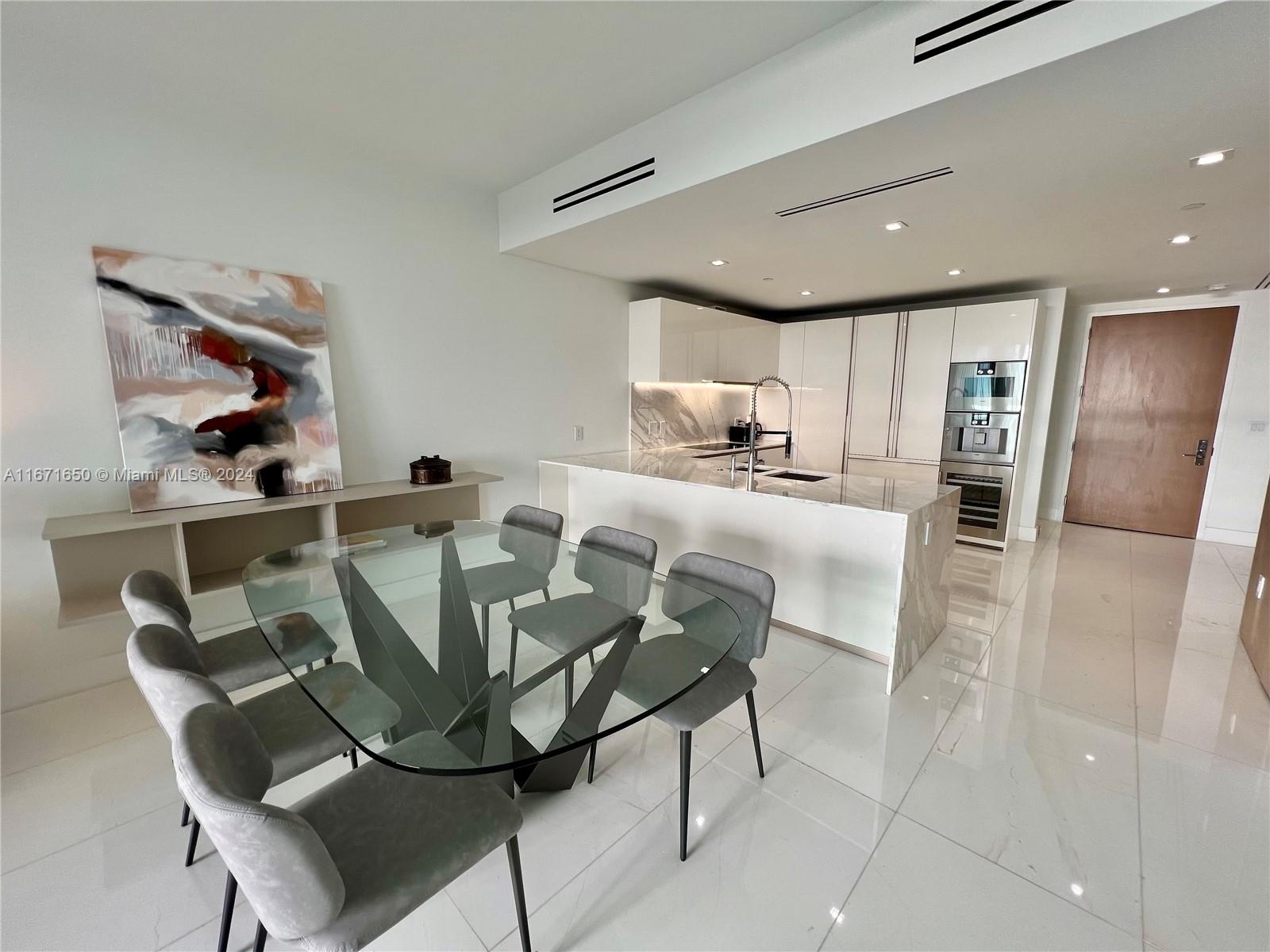 10201 Collins Ave # 1004