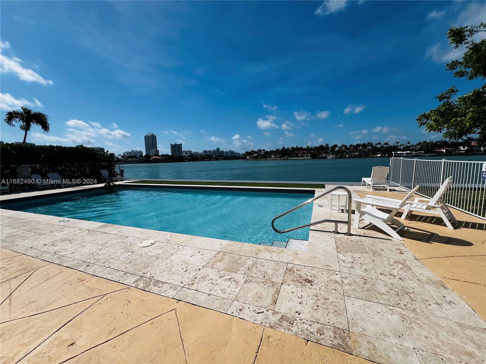 960 Bay Dr # 900