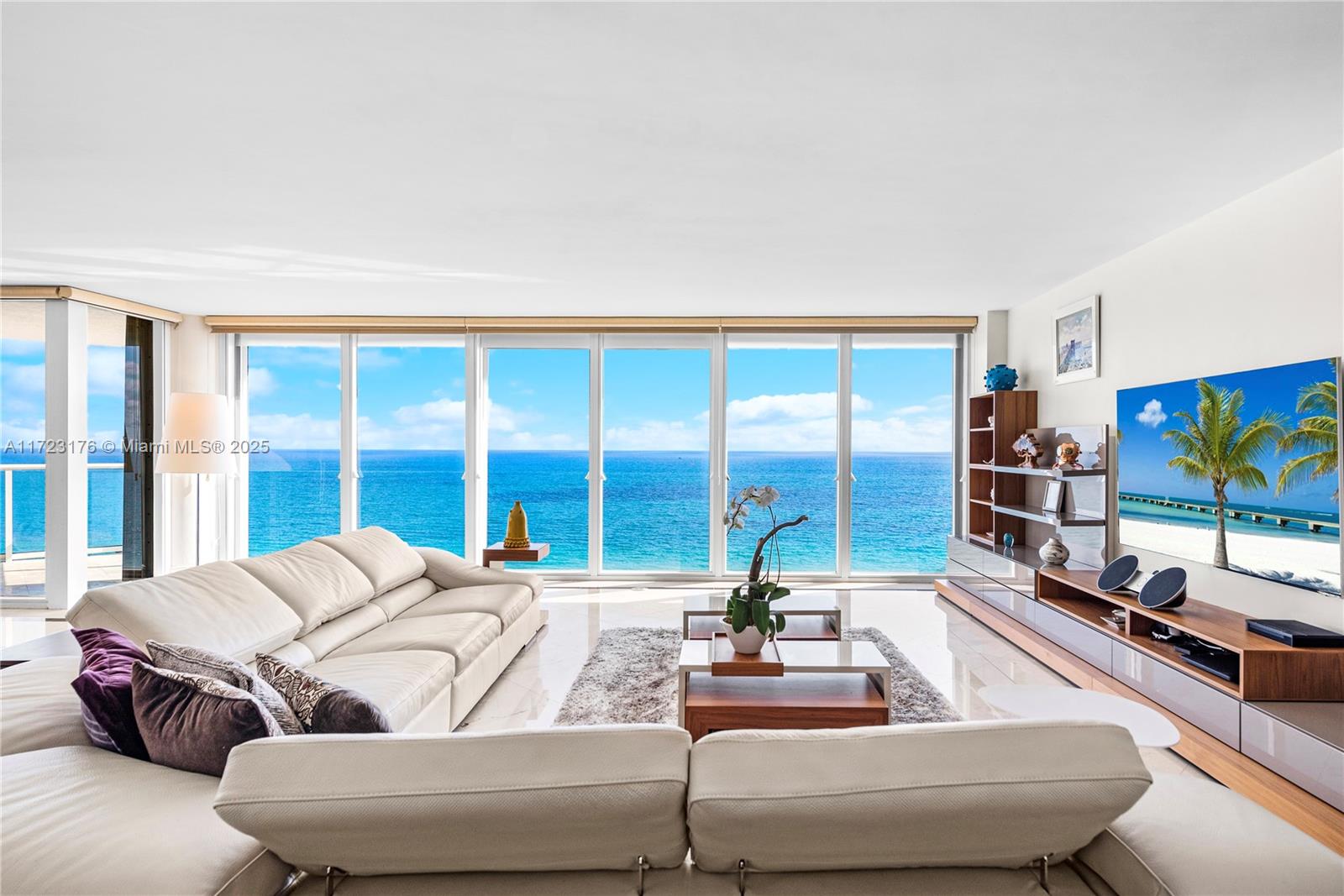 16445 Collins Ave # 1526