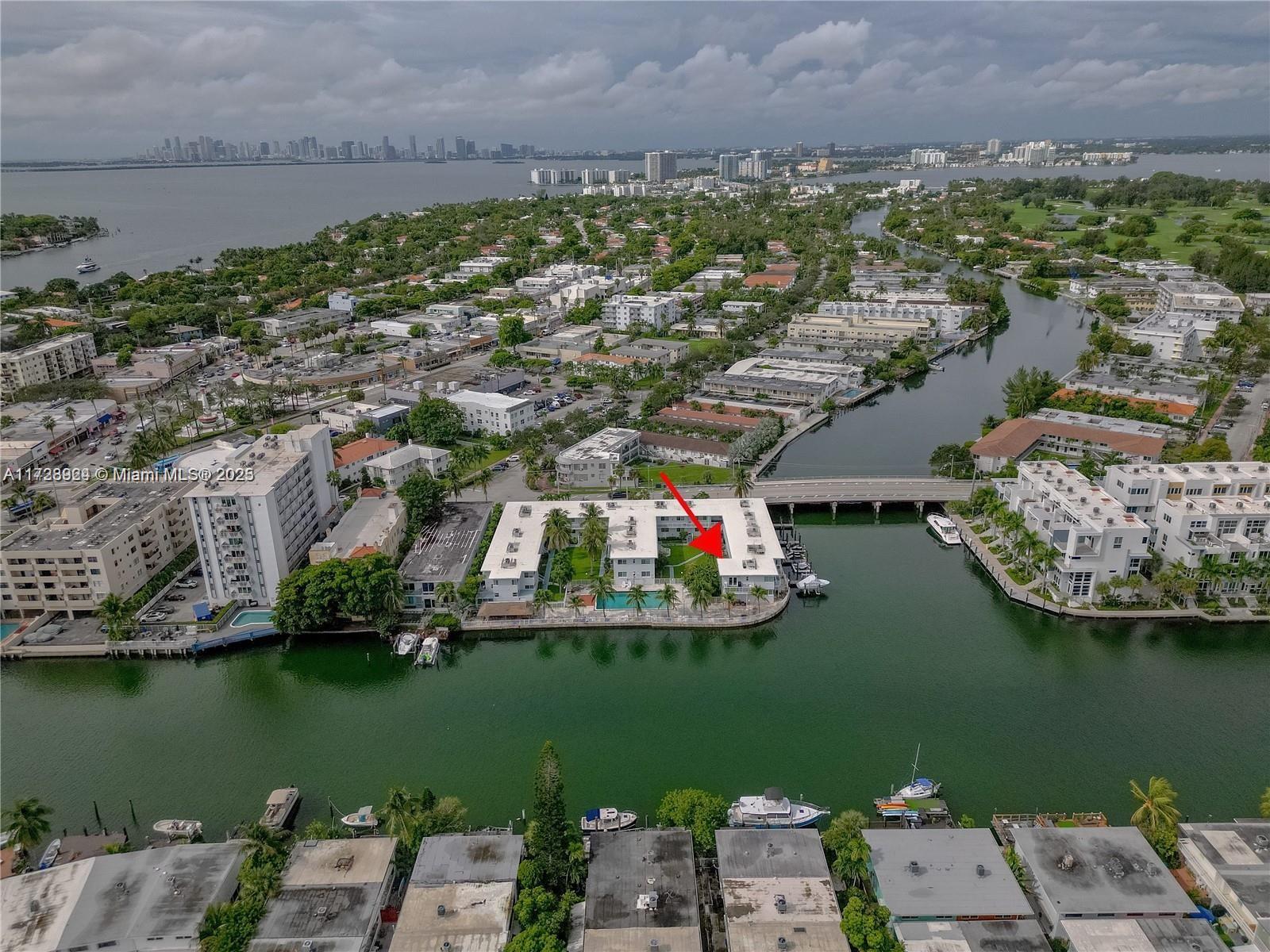 7207 Bay Dr # 22