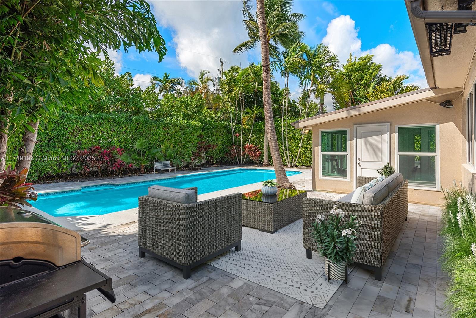 250 N Shore Dr