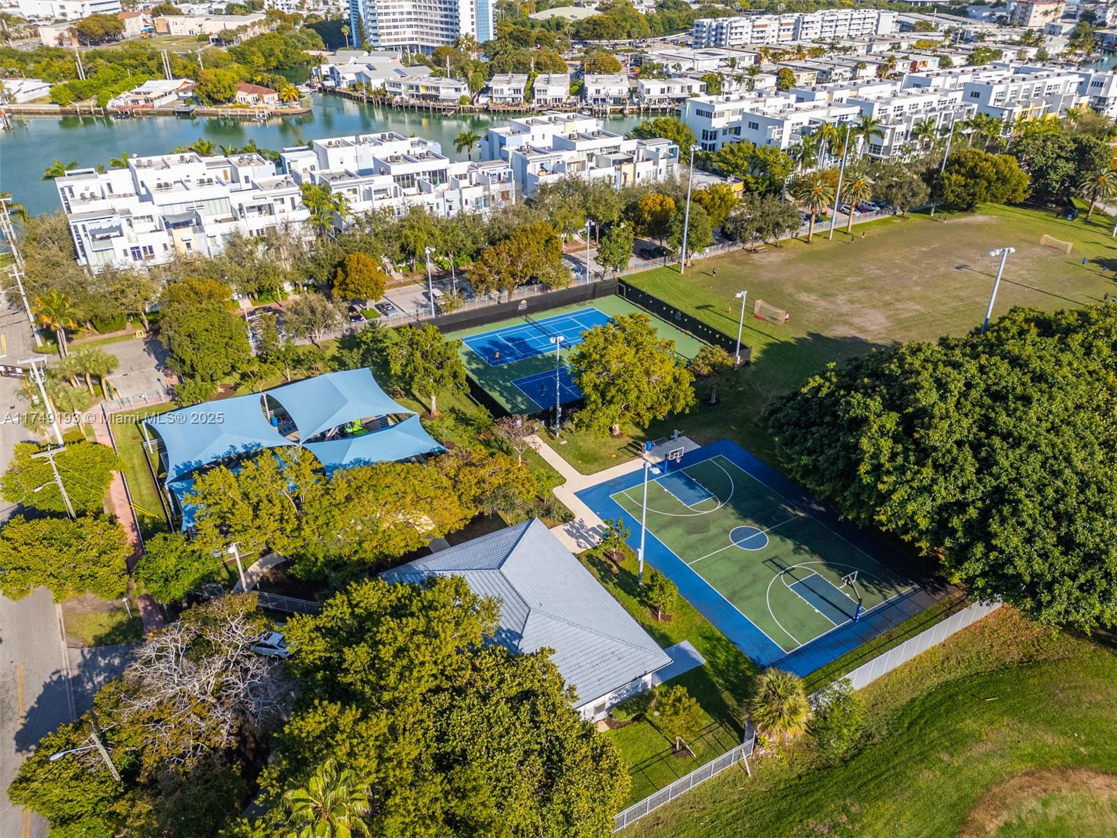 250 N Shore Dr