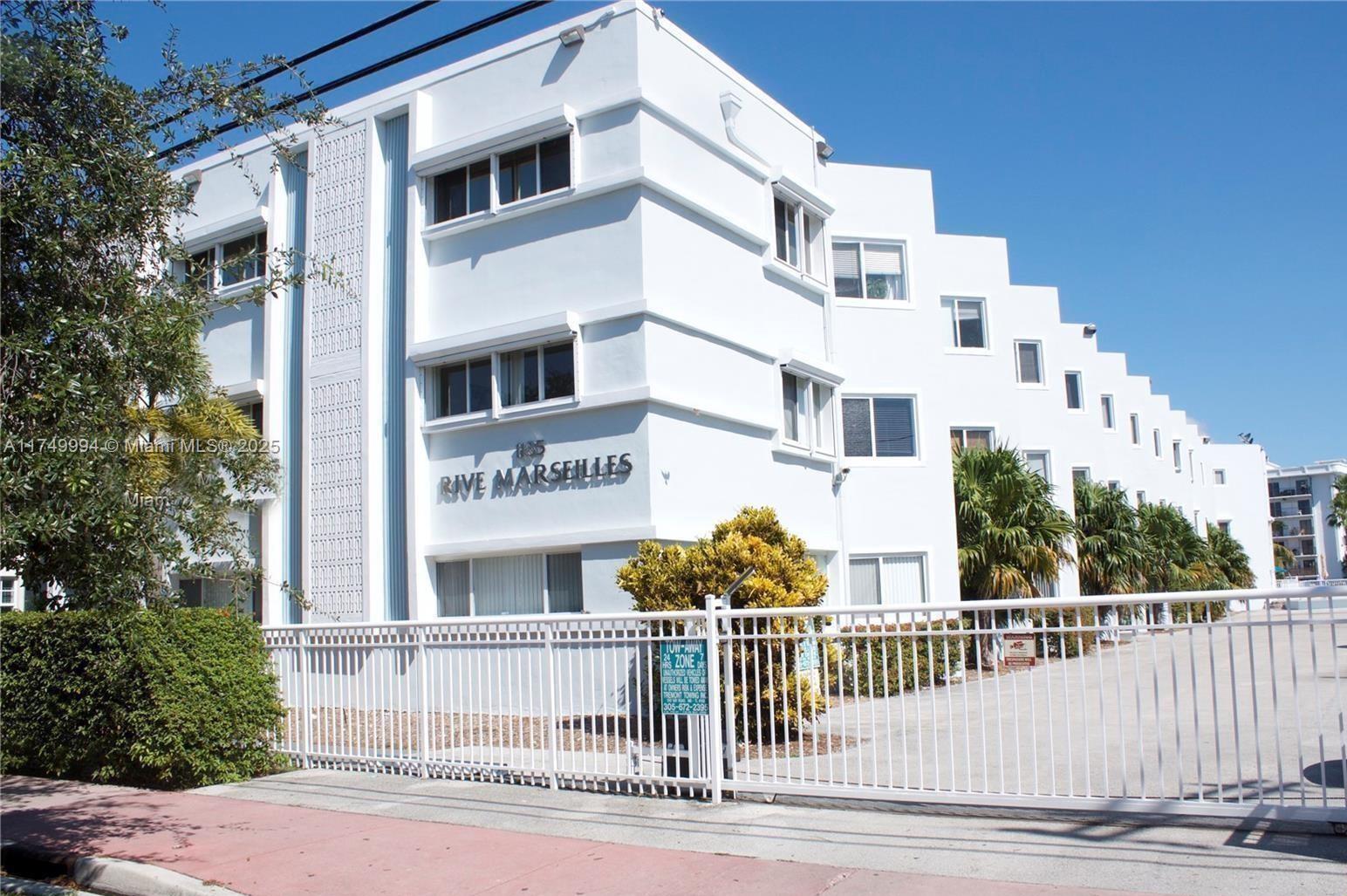1185 Marseille Dr # 205