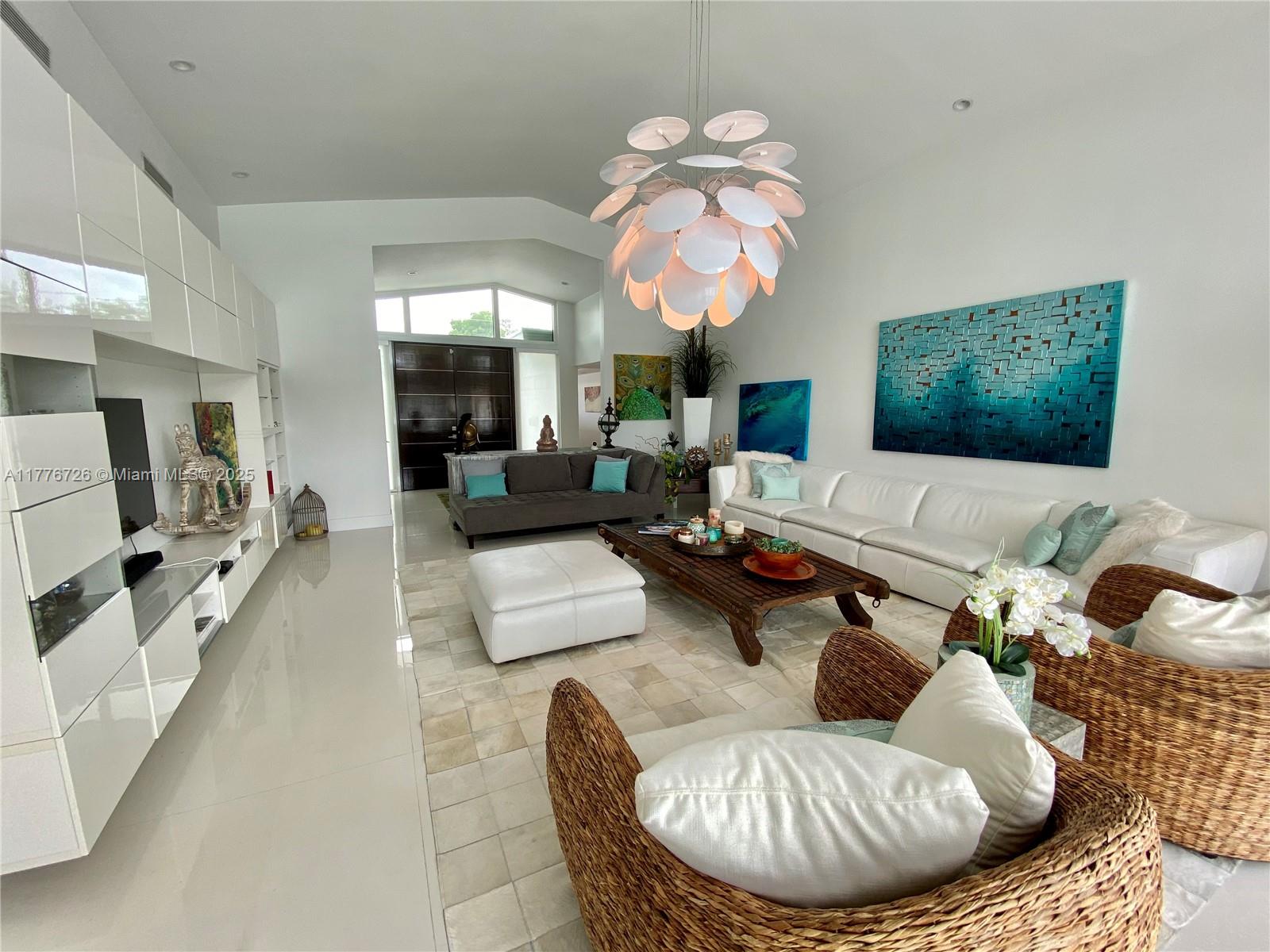 265 N Shore Dr