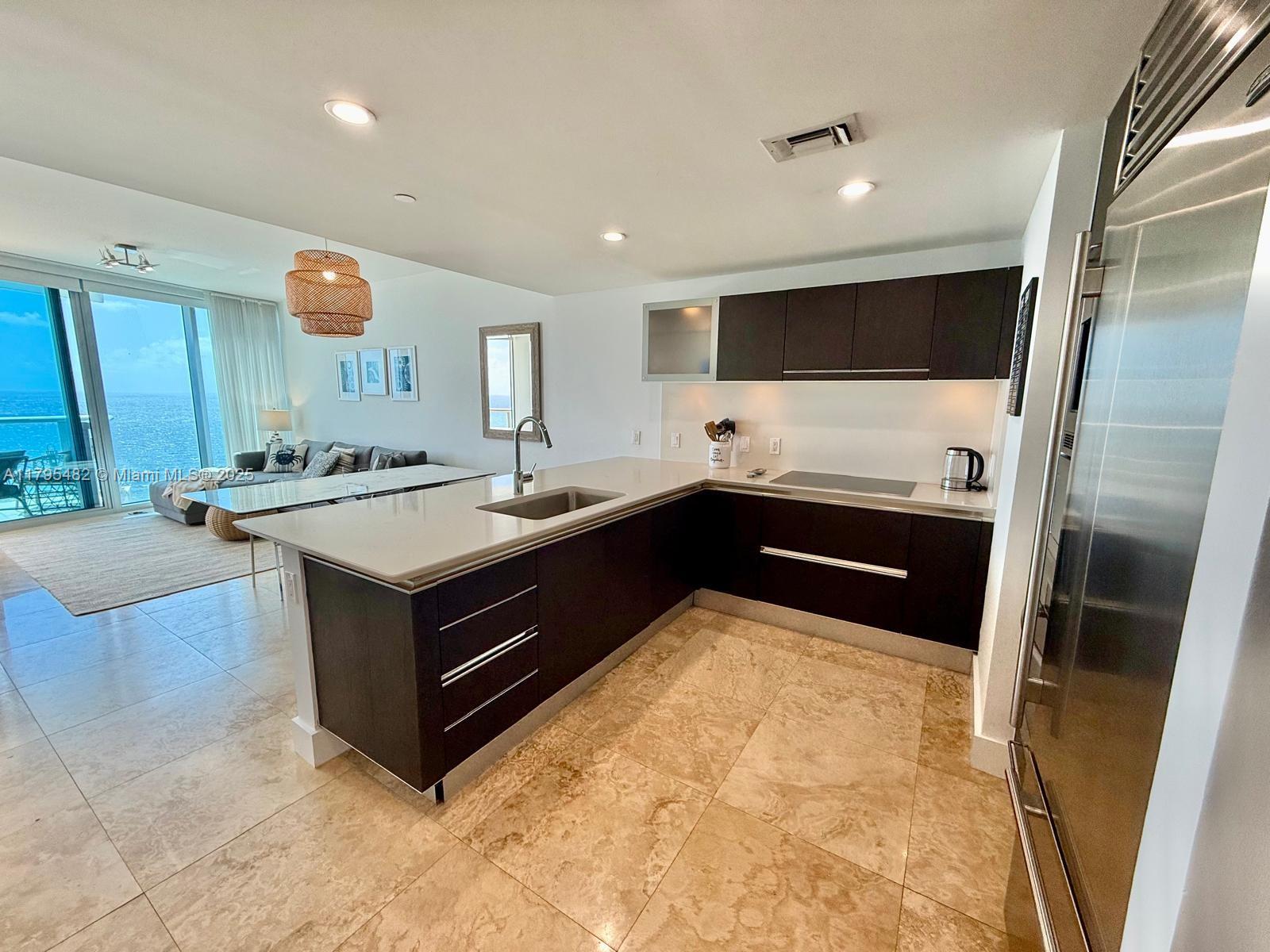 17001 Collins Ave # 1903