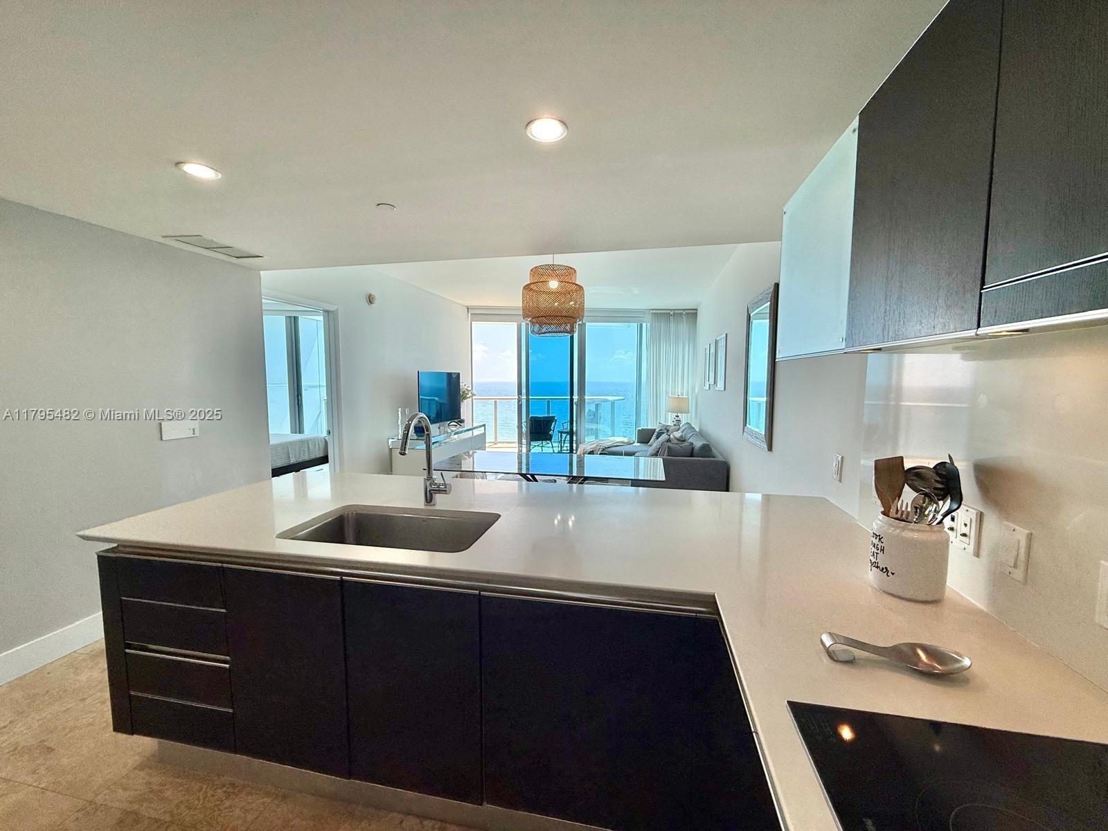 17001 Collins Ave # 1903