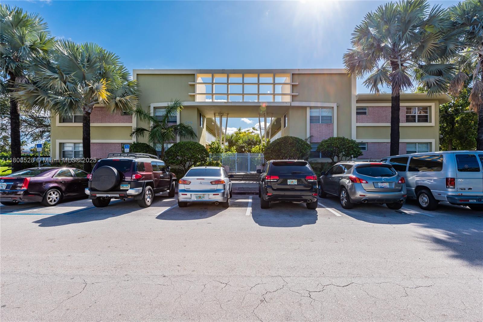 350 S Shore Dr # 7