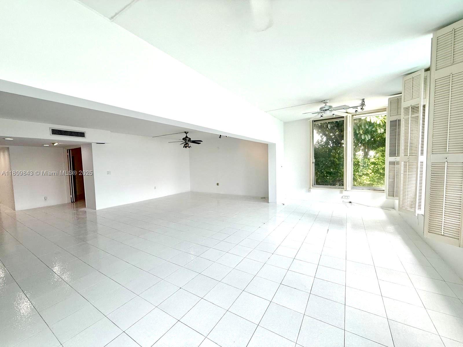9200 W Bay Harbor Dr # 1B