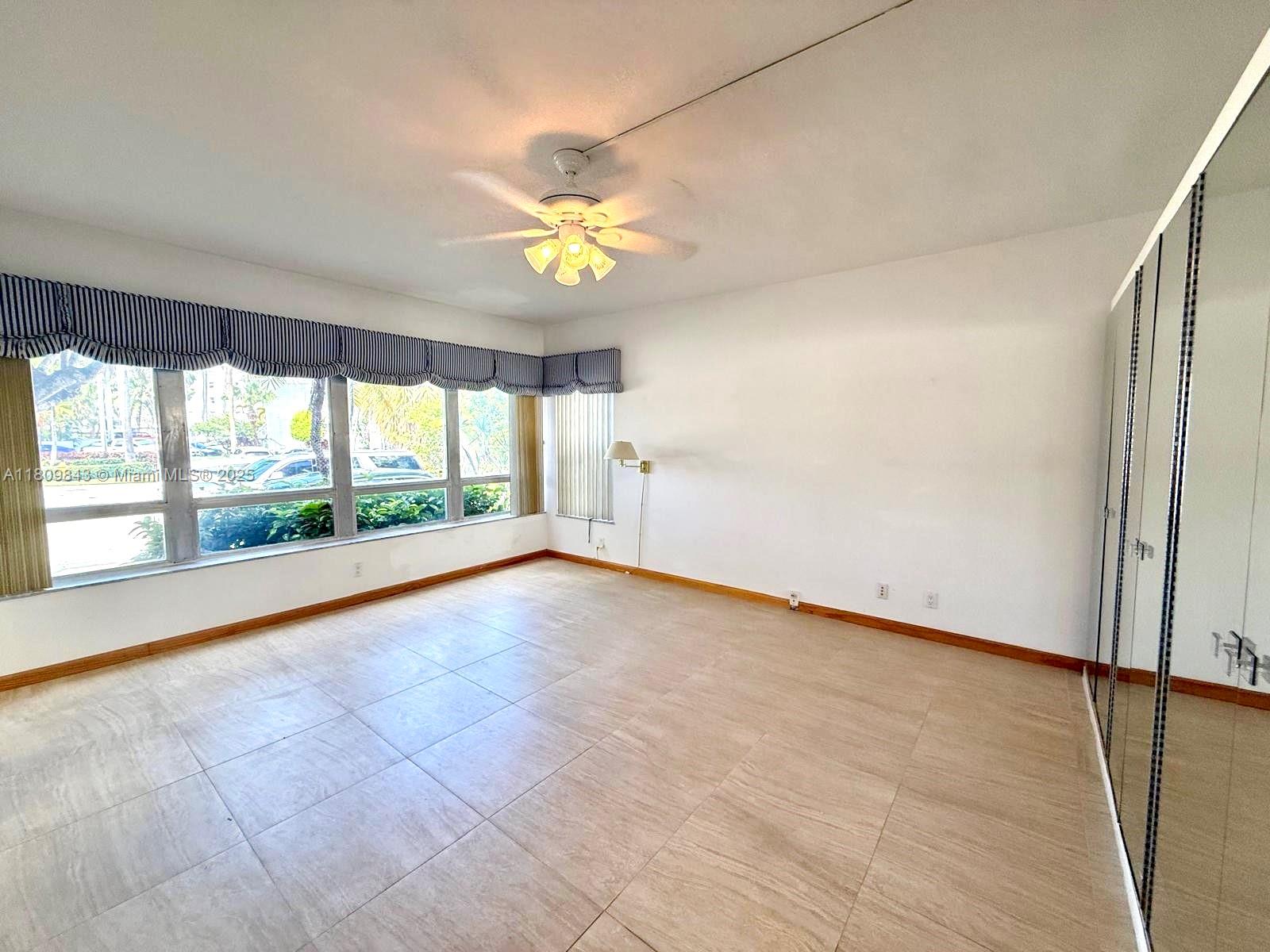 9200 W Bay Harbor Dr # 1B