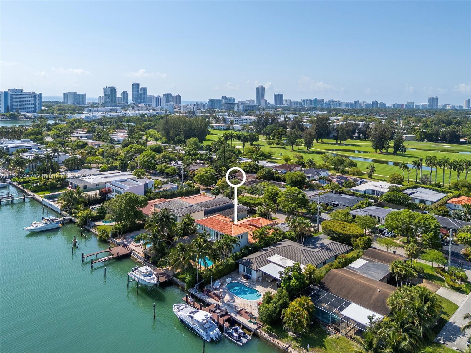 425 N Shore Dr