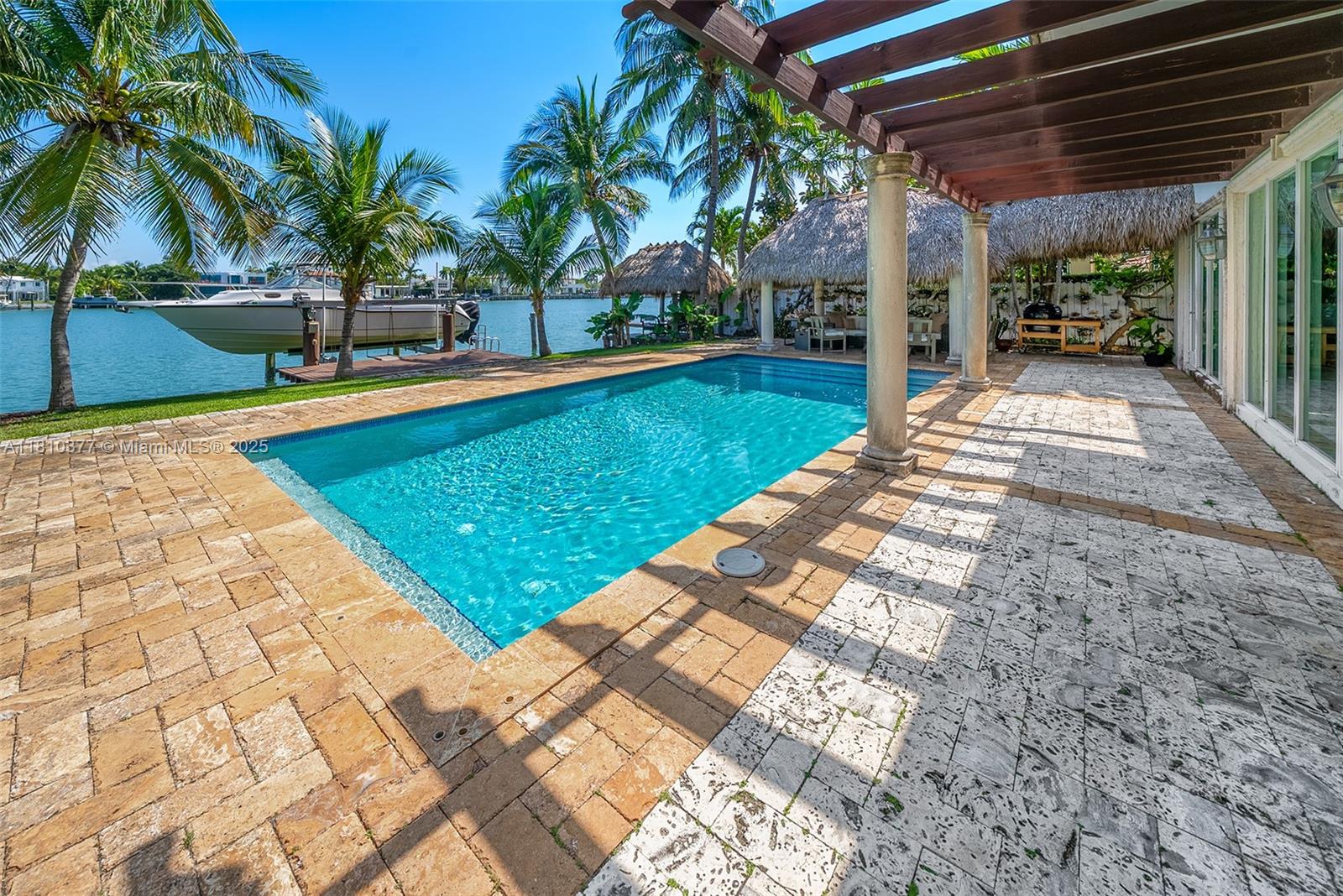 425 N Shore Dr