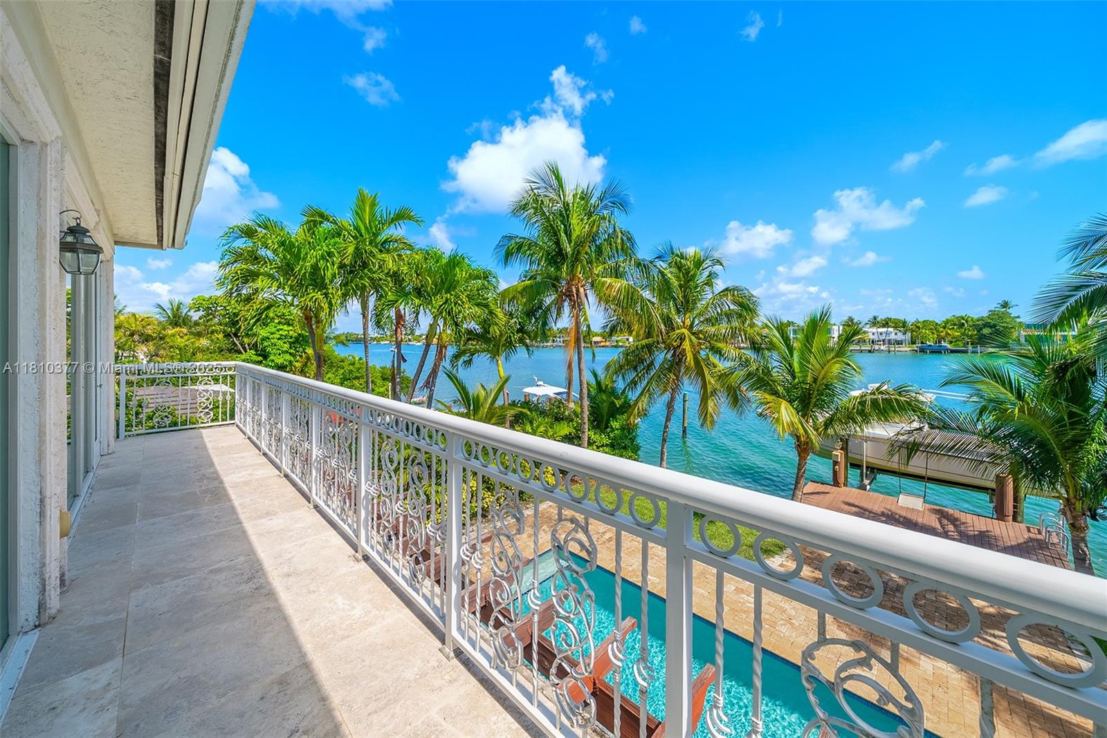 425 N Shore Dr