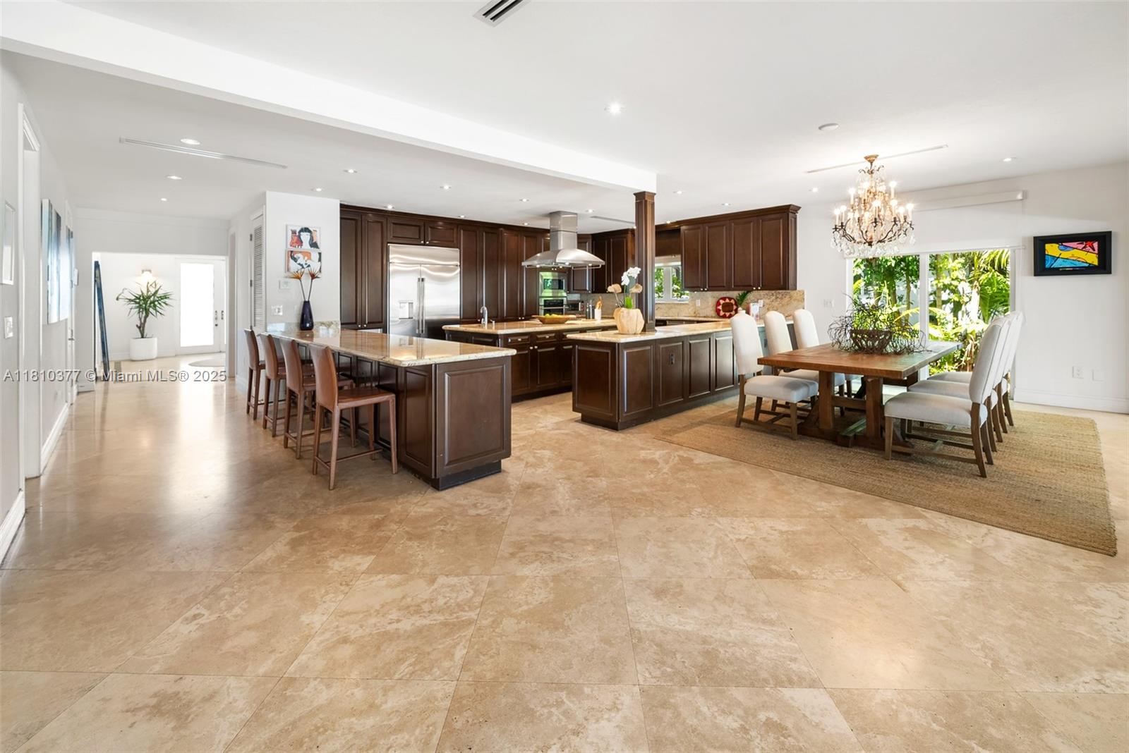 425 N Shore Dr